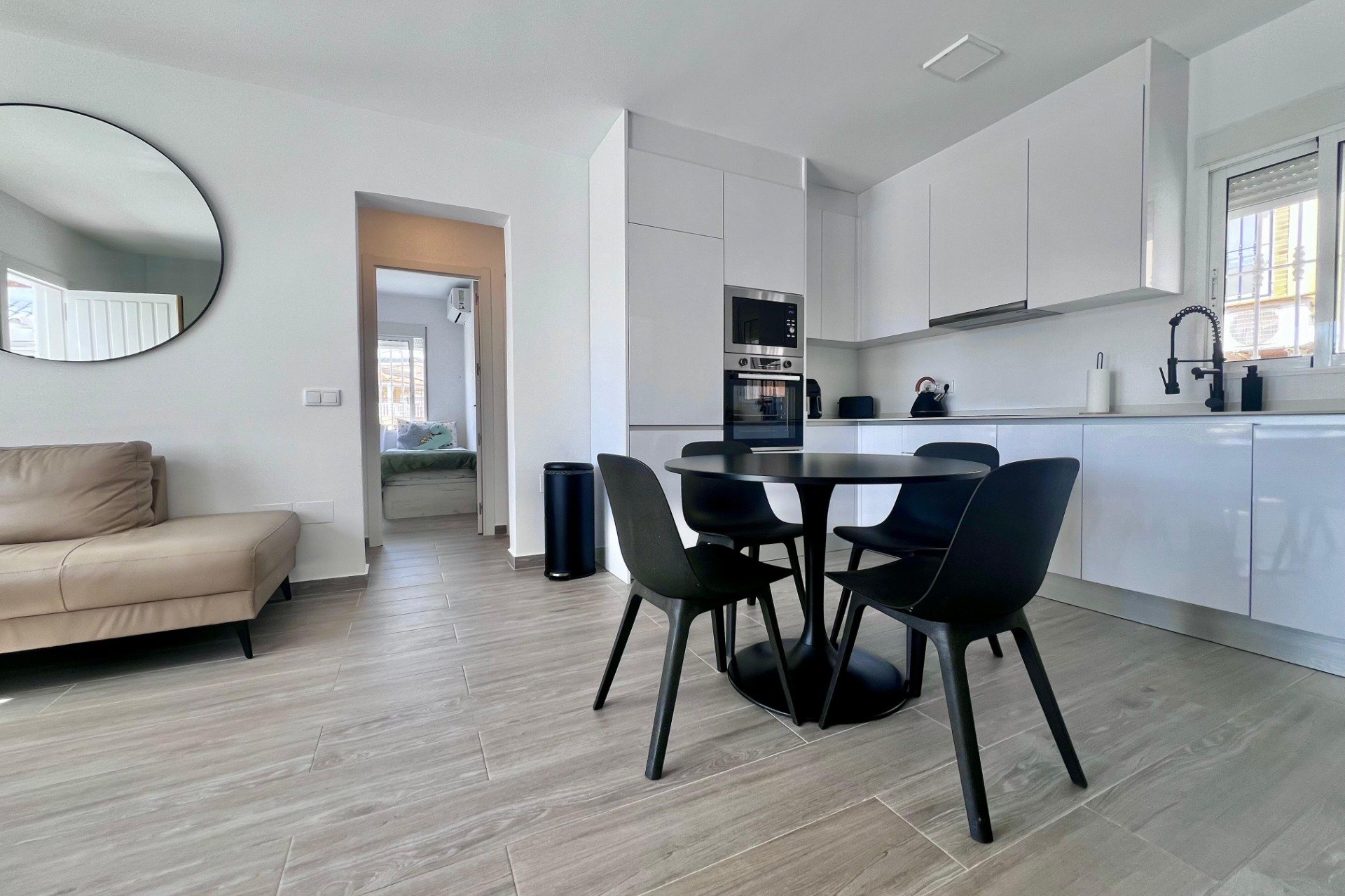 Reventa - Villa -
San Miguel - Las filipinas