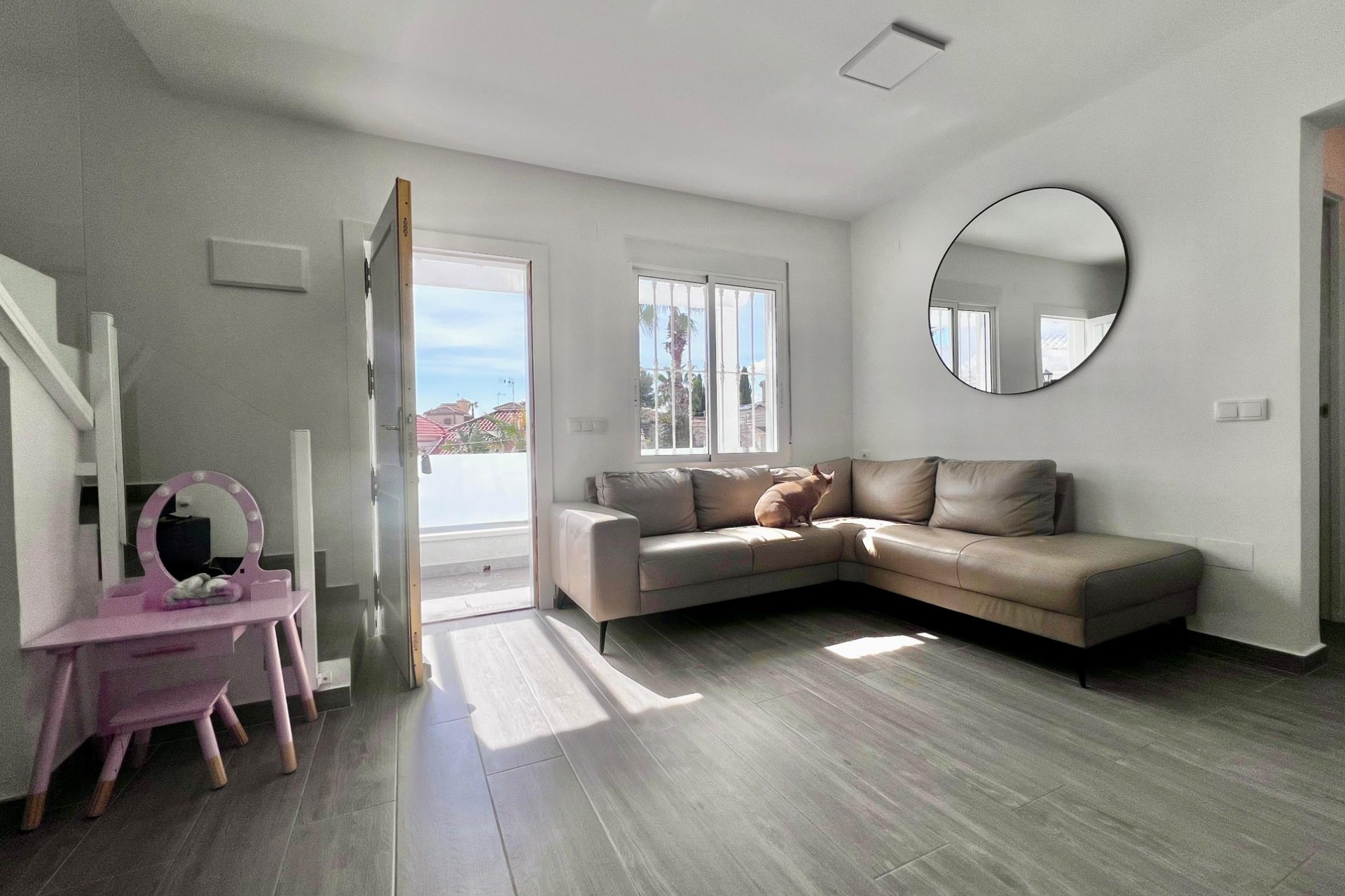 Reventa - Villa -
San Miguel - Las filipinas