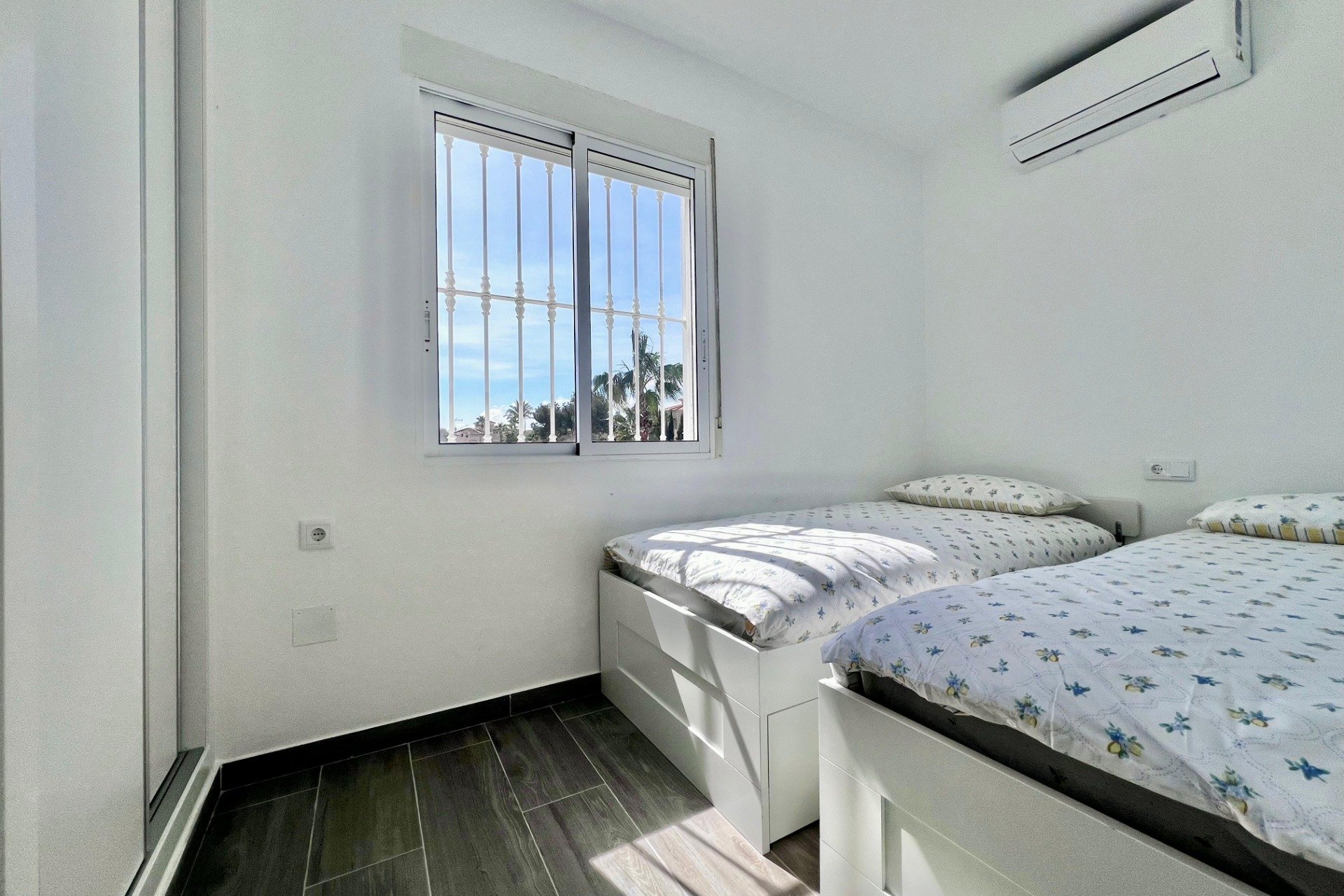 Reventa - Villa -
San Miguel - Las filipinas