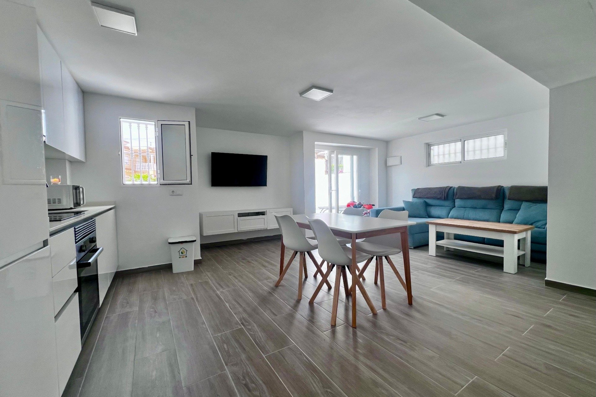 Reventa - Villa -
San Miguel - Las filipinas