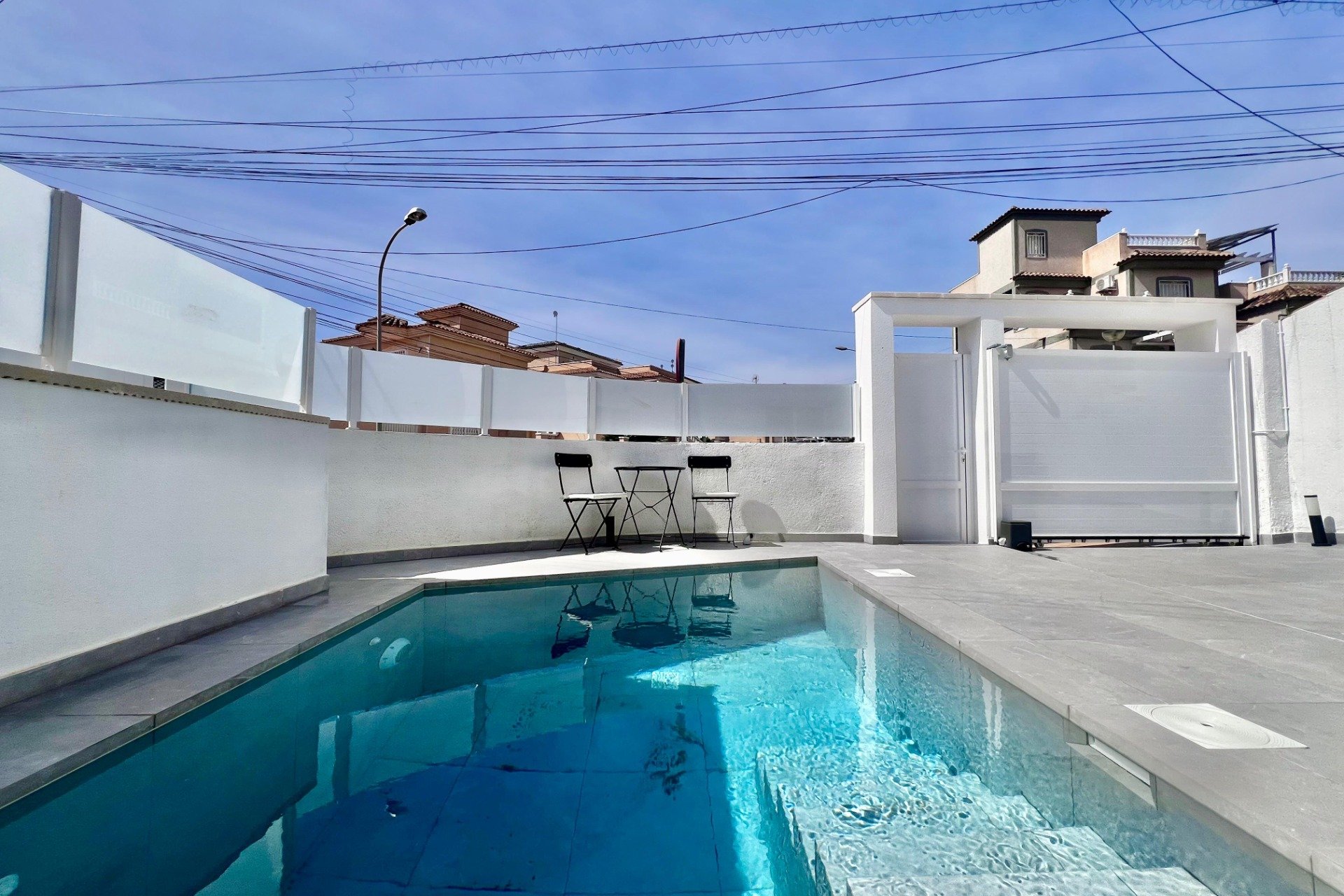 Reventa - Villa -
San Miguel - Las filipinas