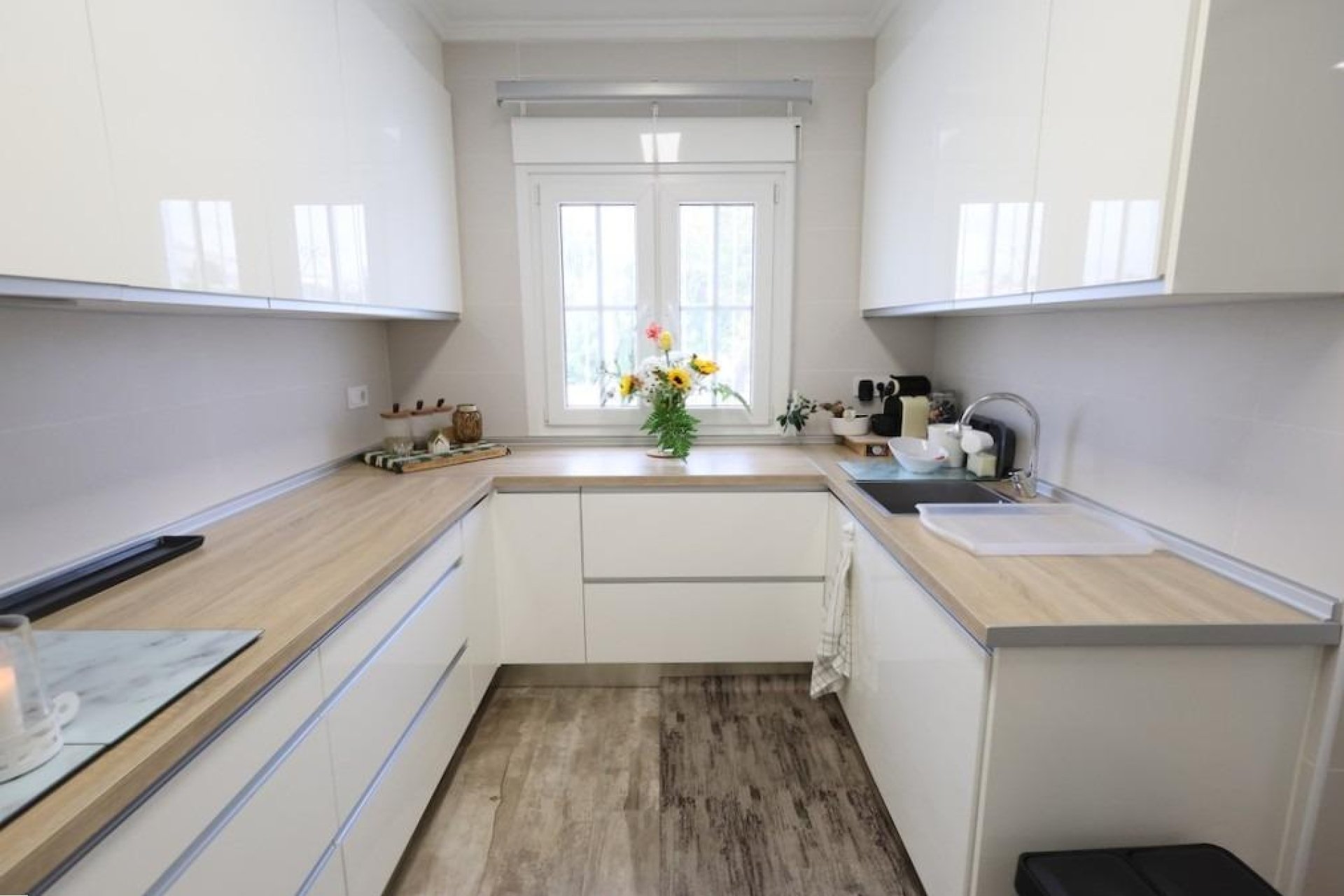 Reventa - Villa -
San Miguel - Las filipinas