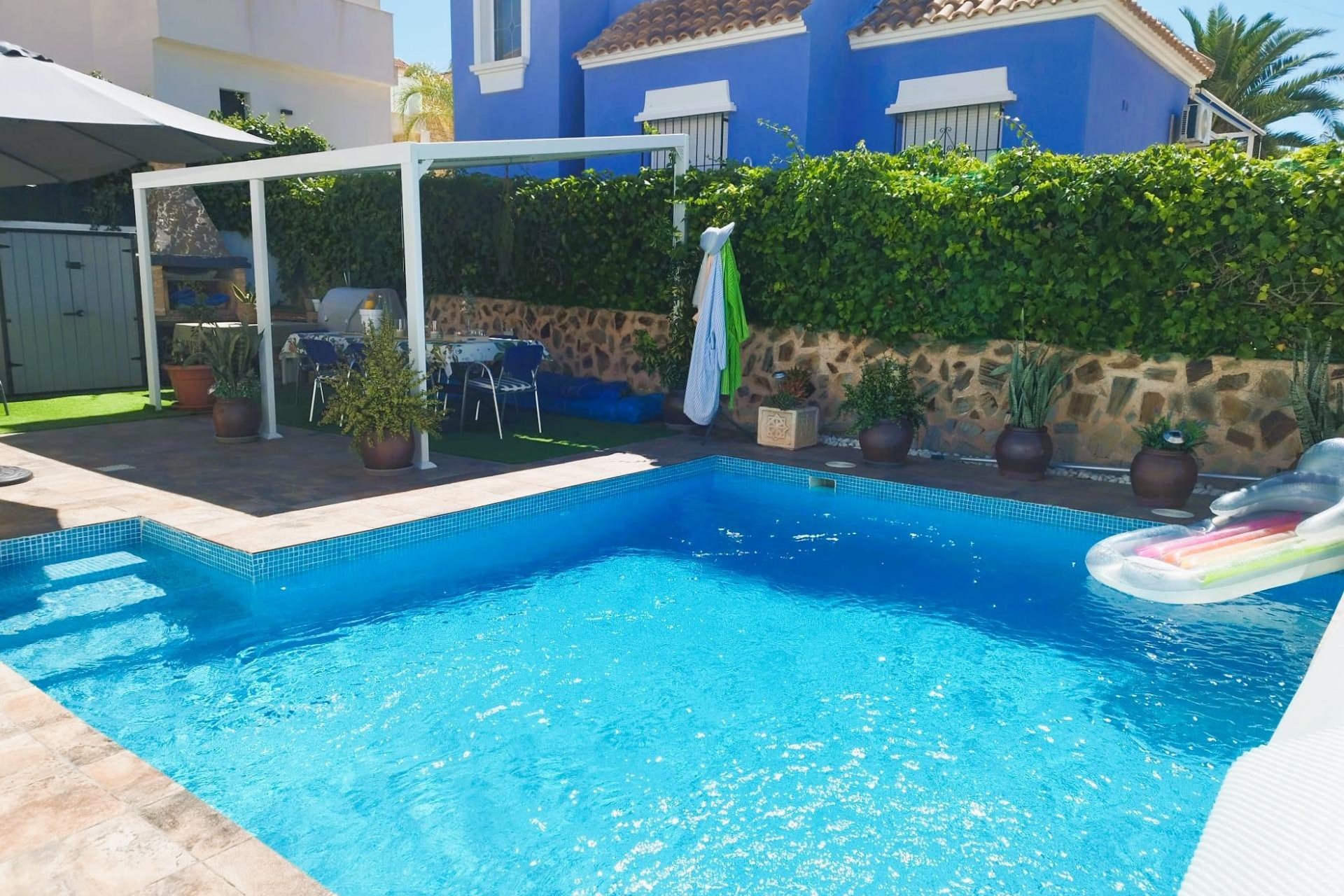 Reventa - Villa -
San Miguel - Las filipinas