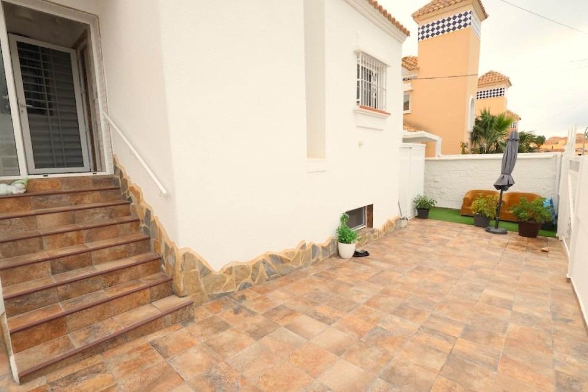 Reventa - Villa -
San Miguel - Las filipinas