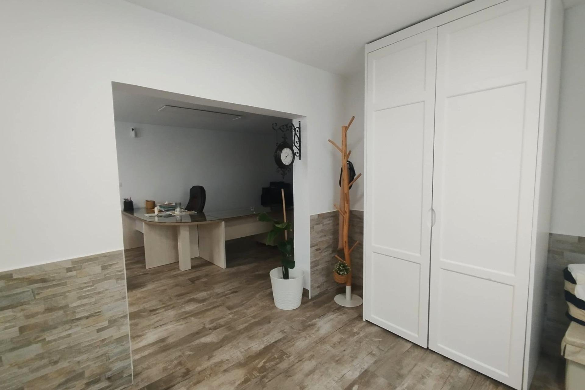 Reventa - Villa -
San Miguel - Las filipinas