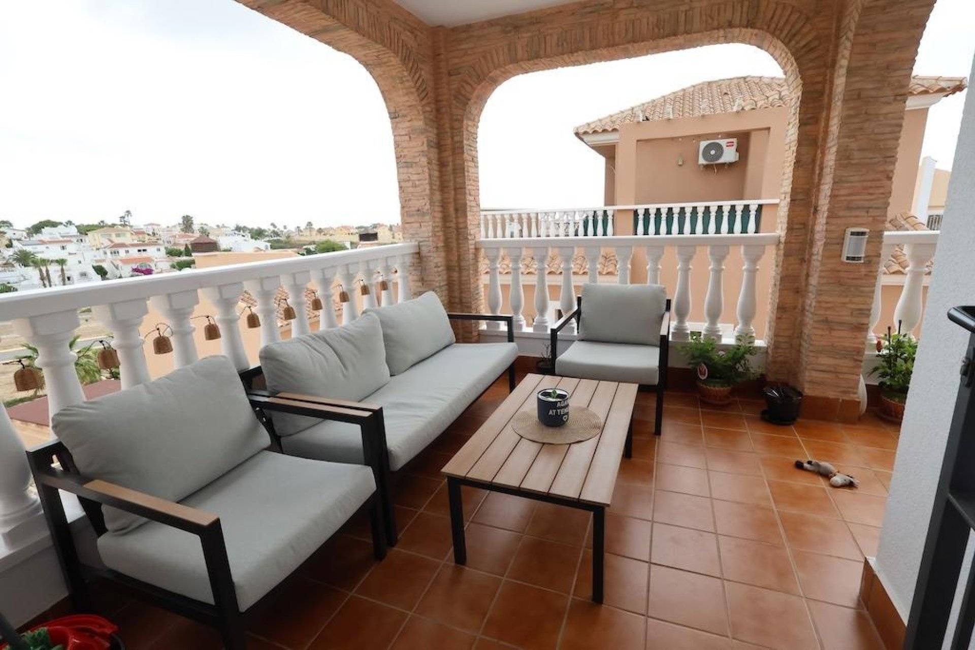 Reventa - Villa -
San Miguel - Las filipinas