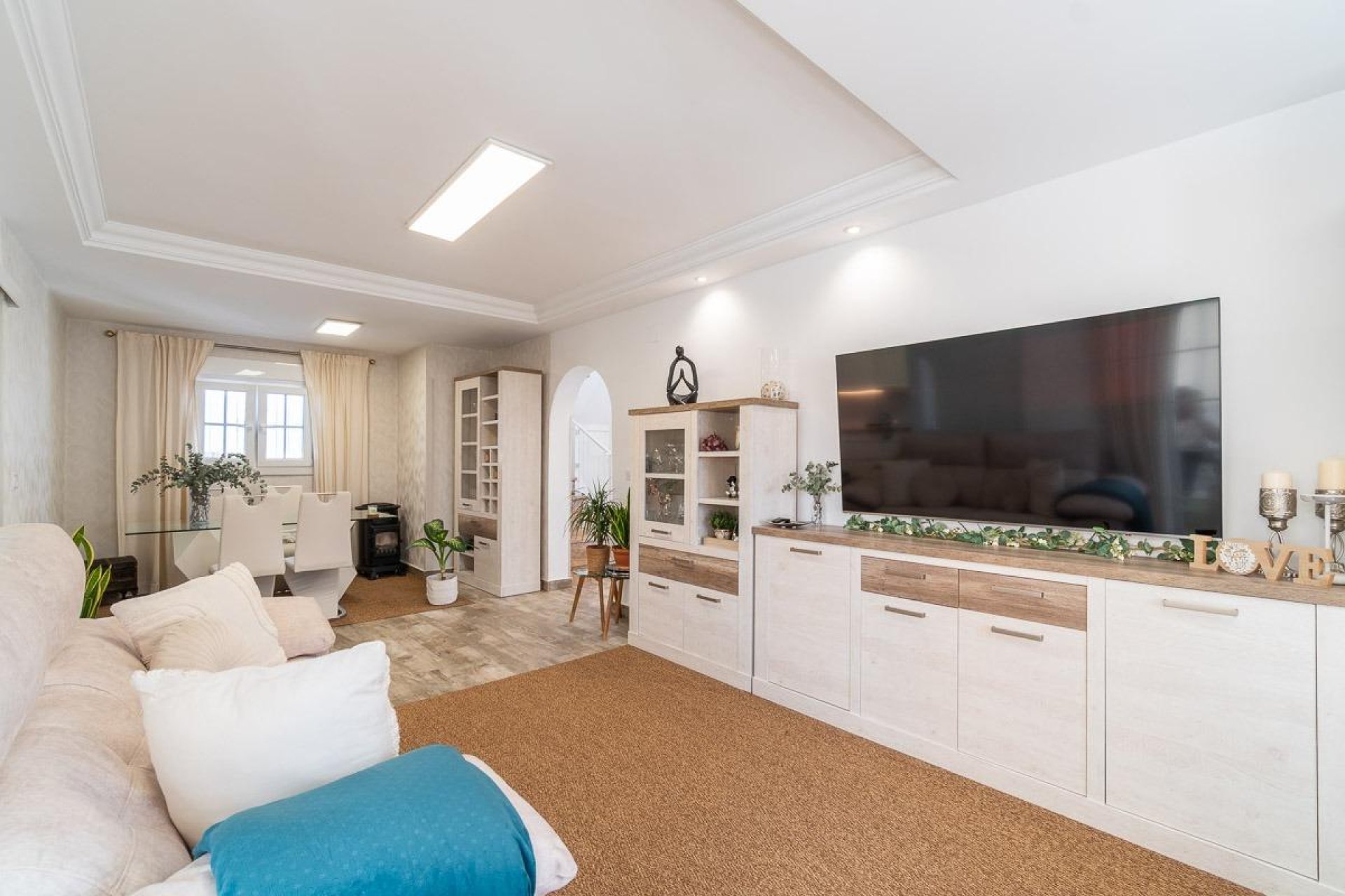 Reventa - Villa -
San Miguel - Las filipinas