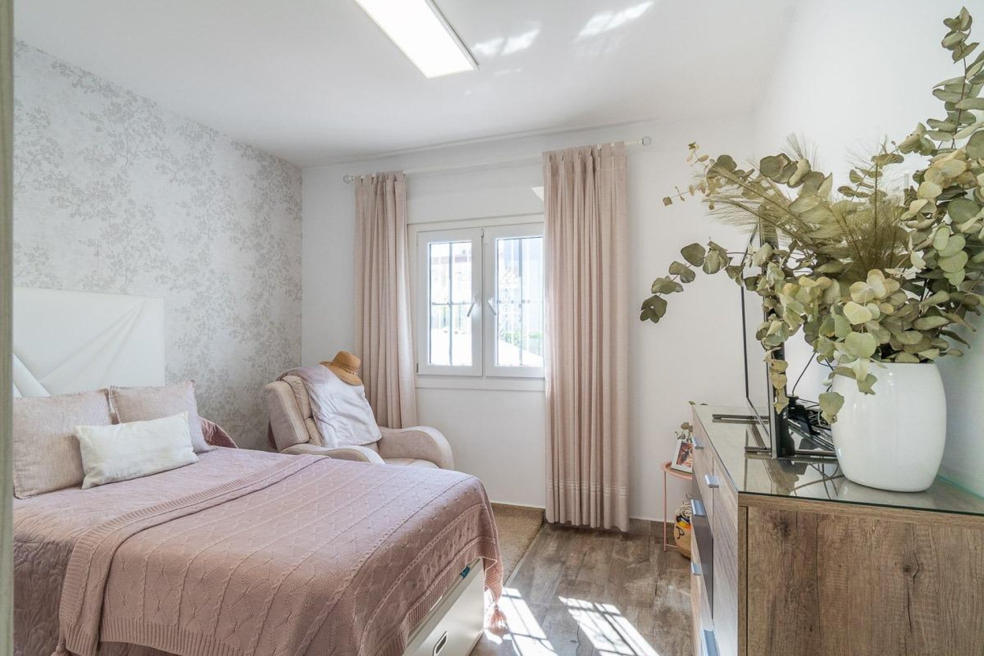 Reventa - Villa -
San Miguel - Las filipinas