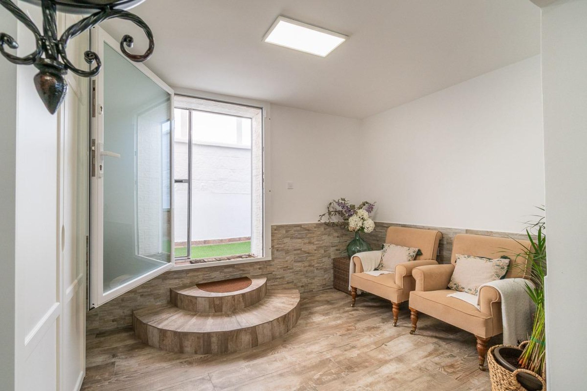 Reventa - Villa -
San Miguel - Las filipinas