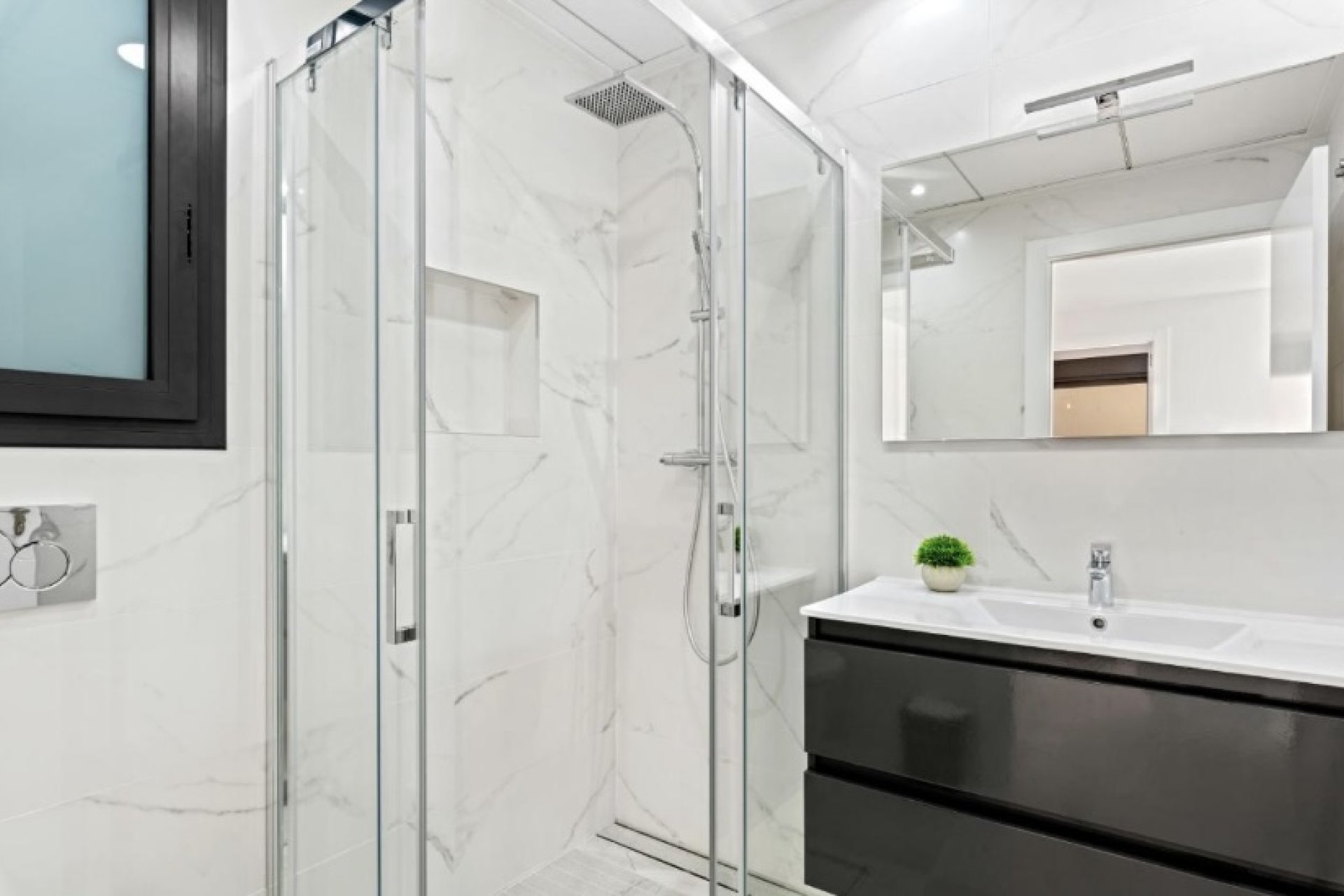 Reventa - Villa -
San Miguel - San Miguel de Salinas