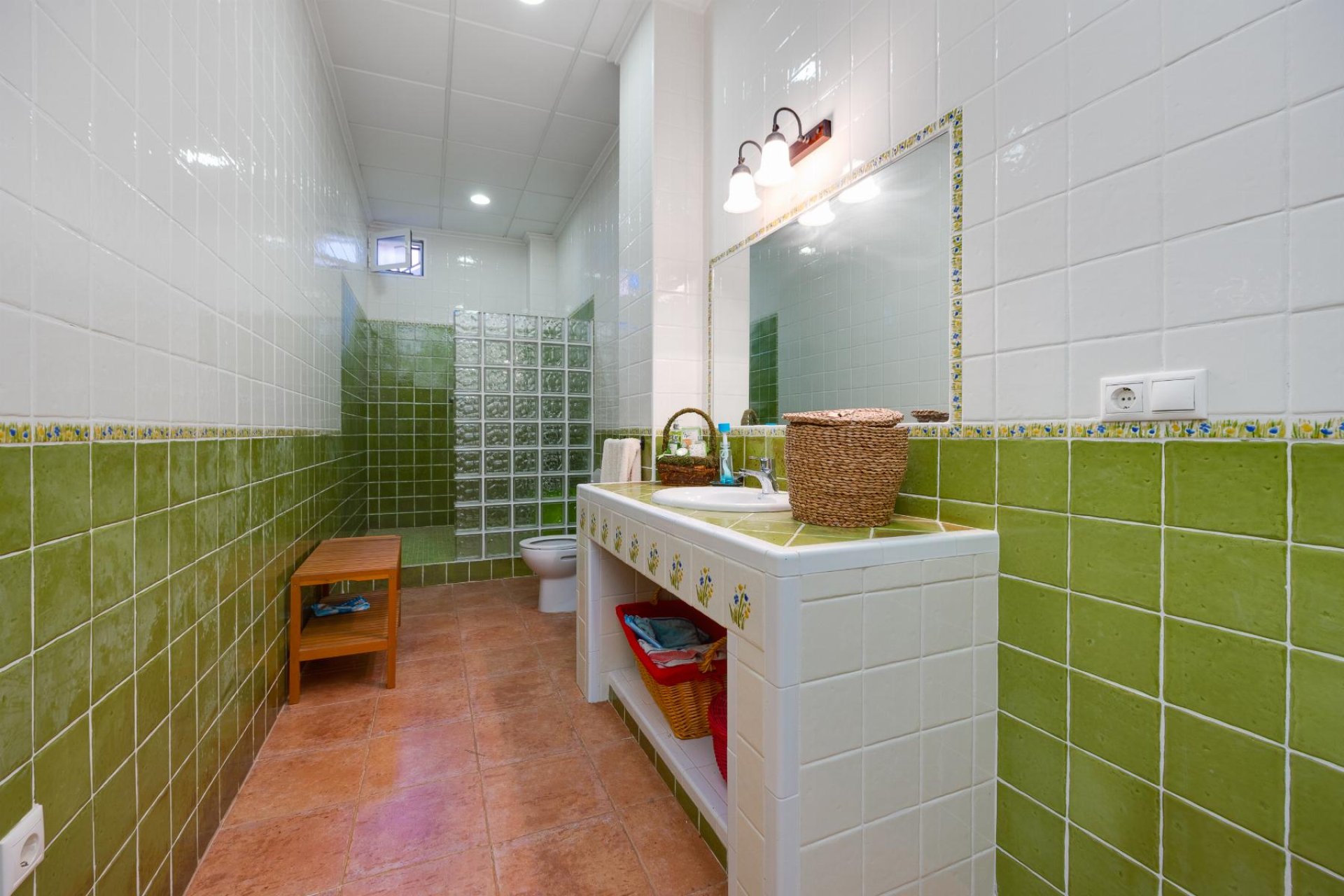 Reventa - Villa -
San Miguel - San Miguel de Salinas