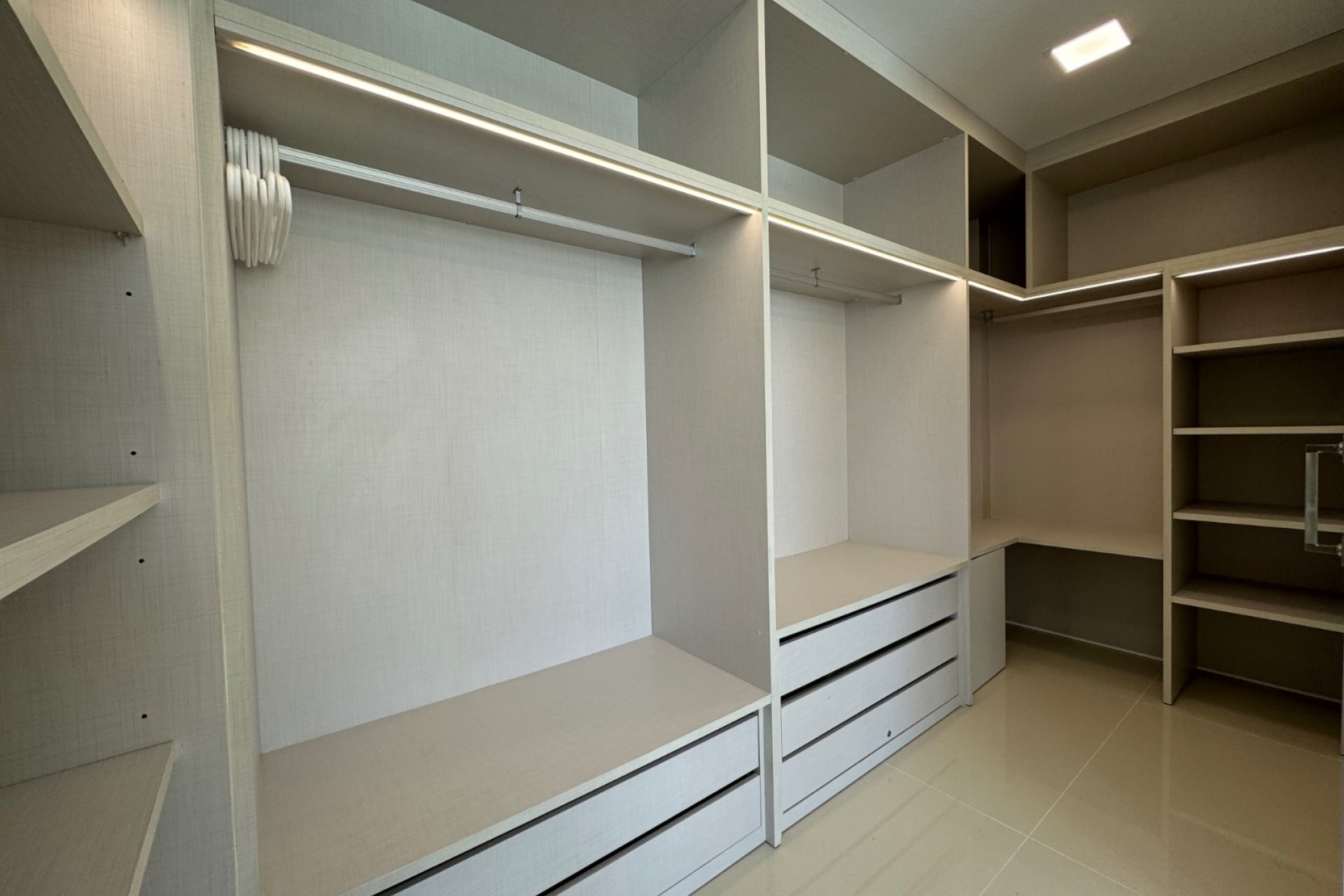 Reventa - Villa -
San Miguel - San Miguel Salinas