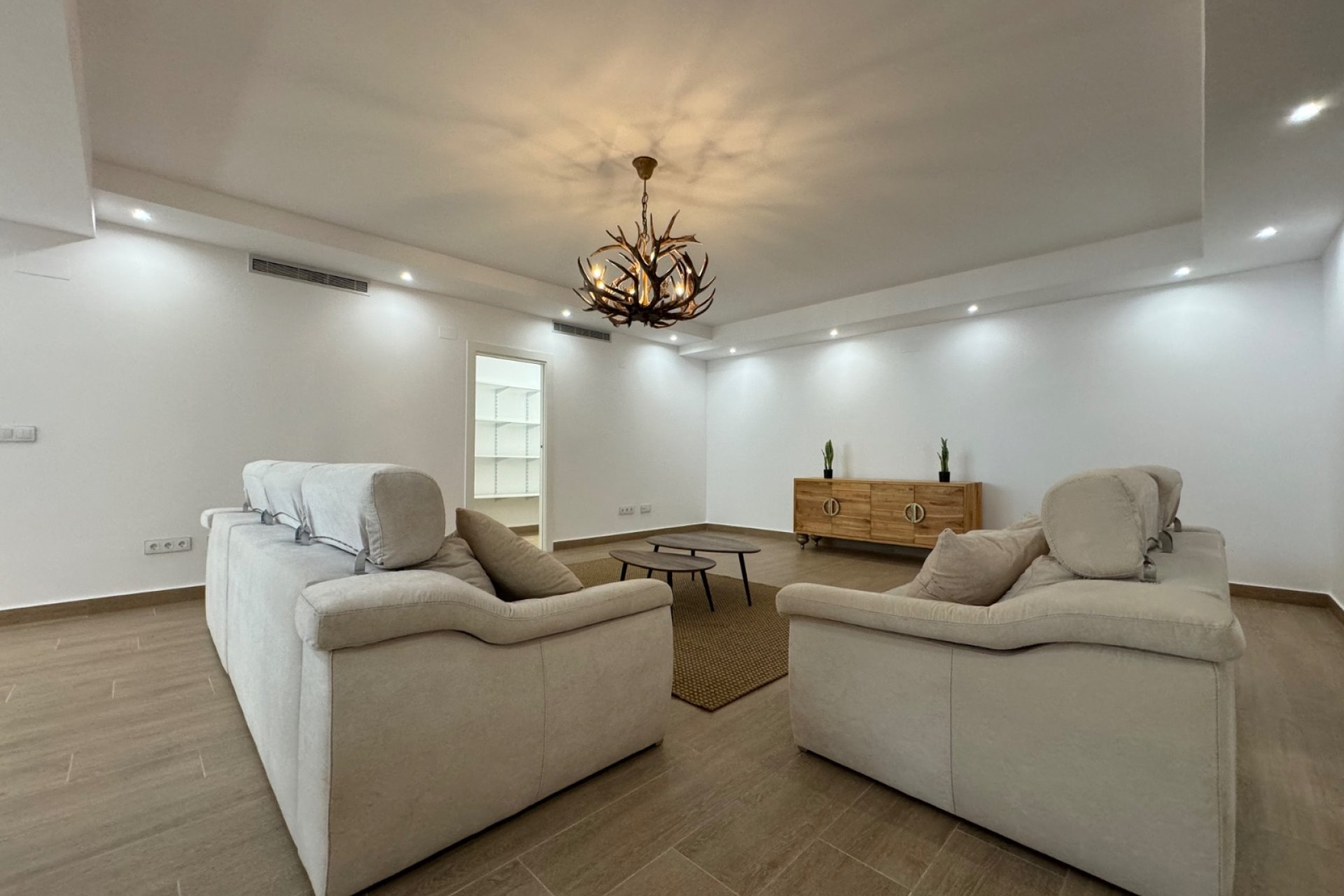 Reventa - Villa -
San Miguel - San Miguel Salinas