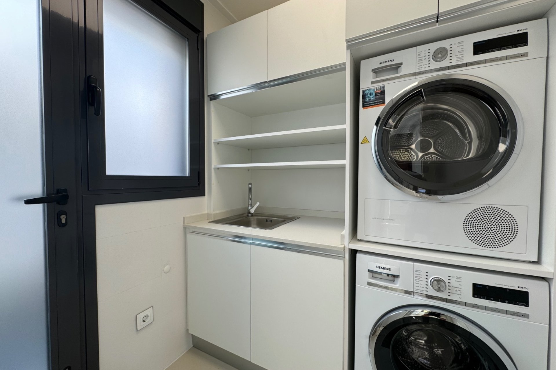 Reventa - Villa -
San Miguel - San Miguel Salinas