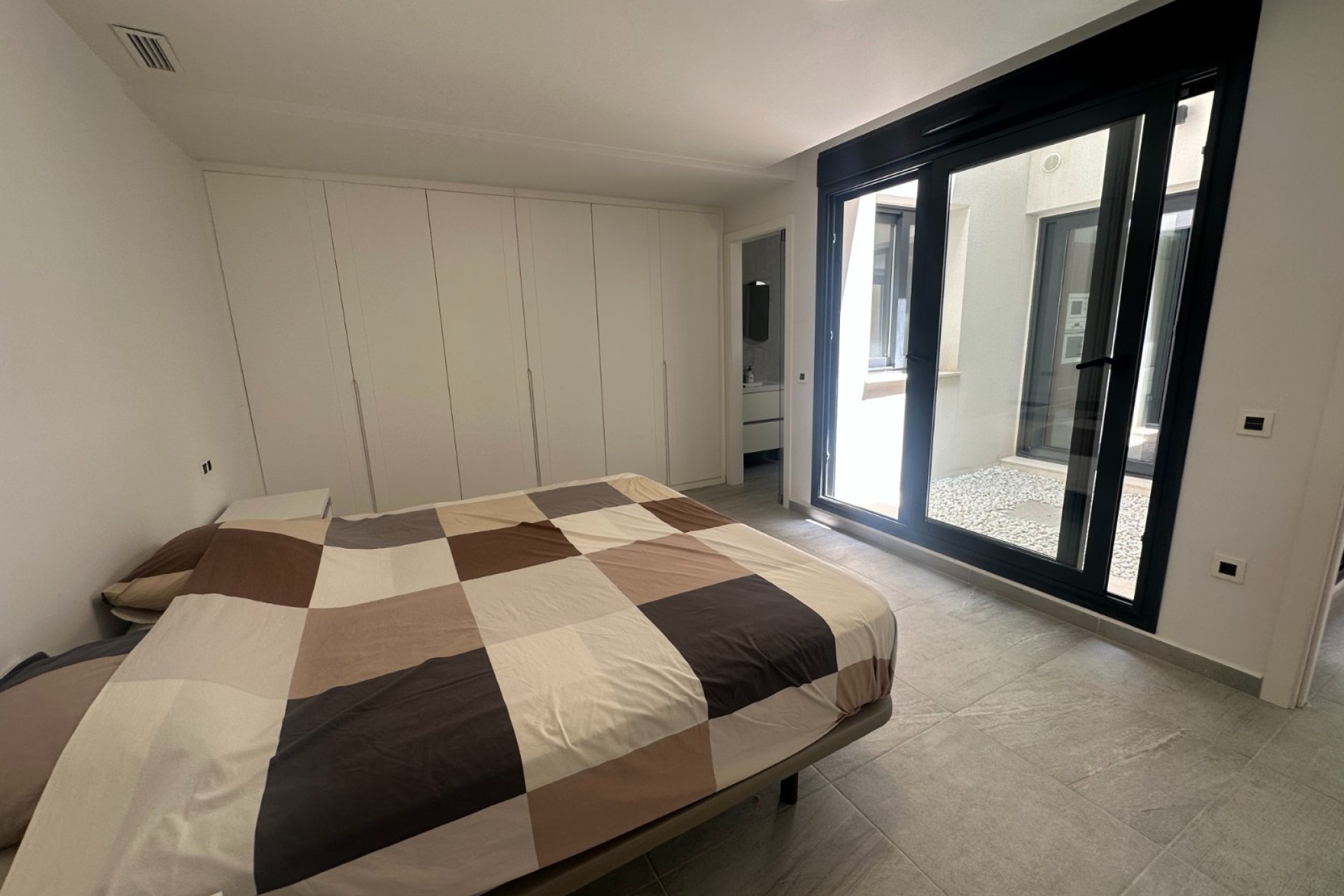 Reventa - Villa -
San Miguel - San Miguel Salinas