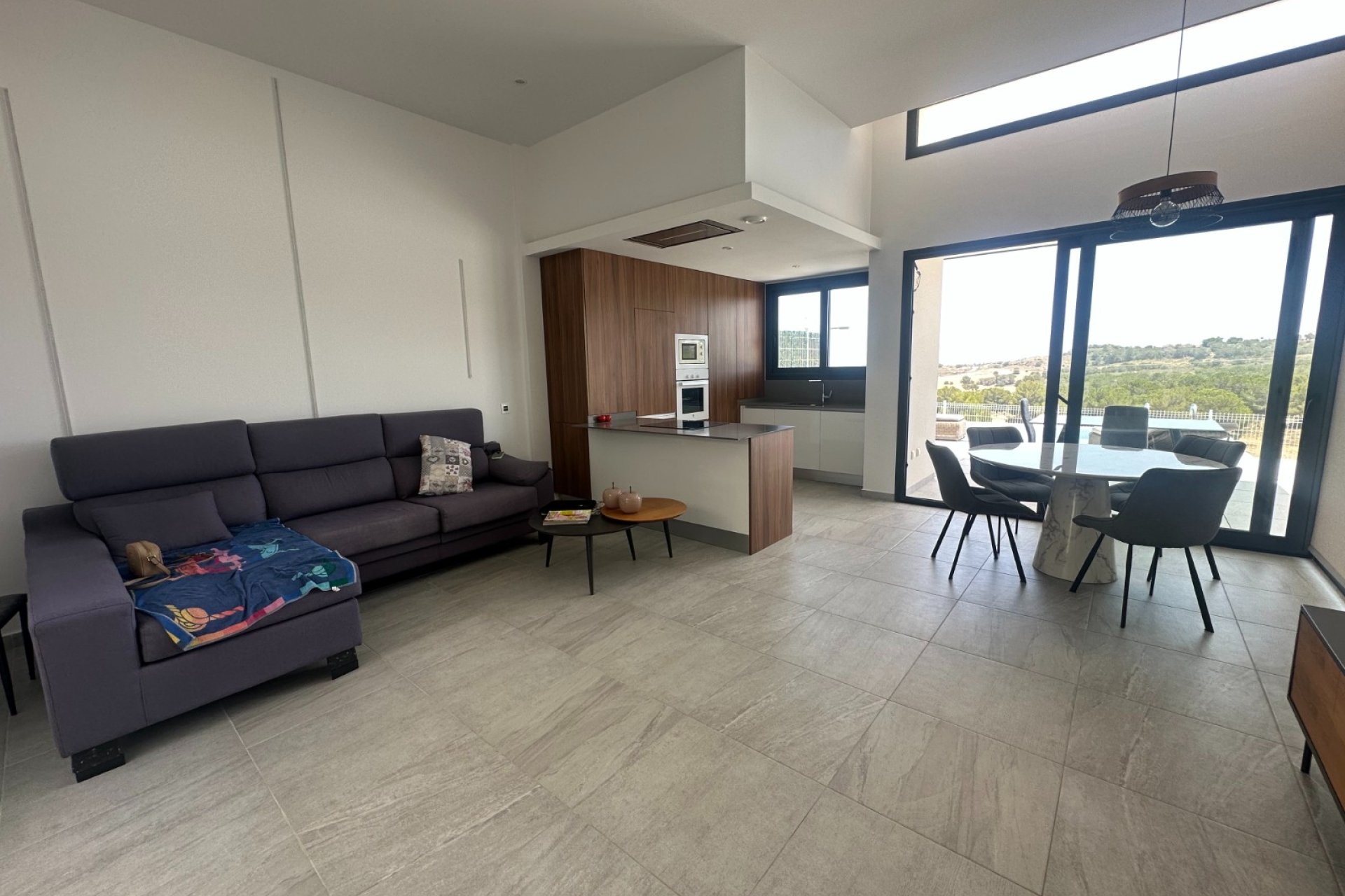 Reventa - Villa -
San Miguel - San Miguel Salinas