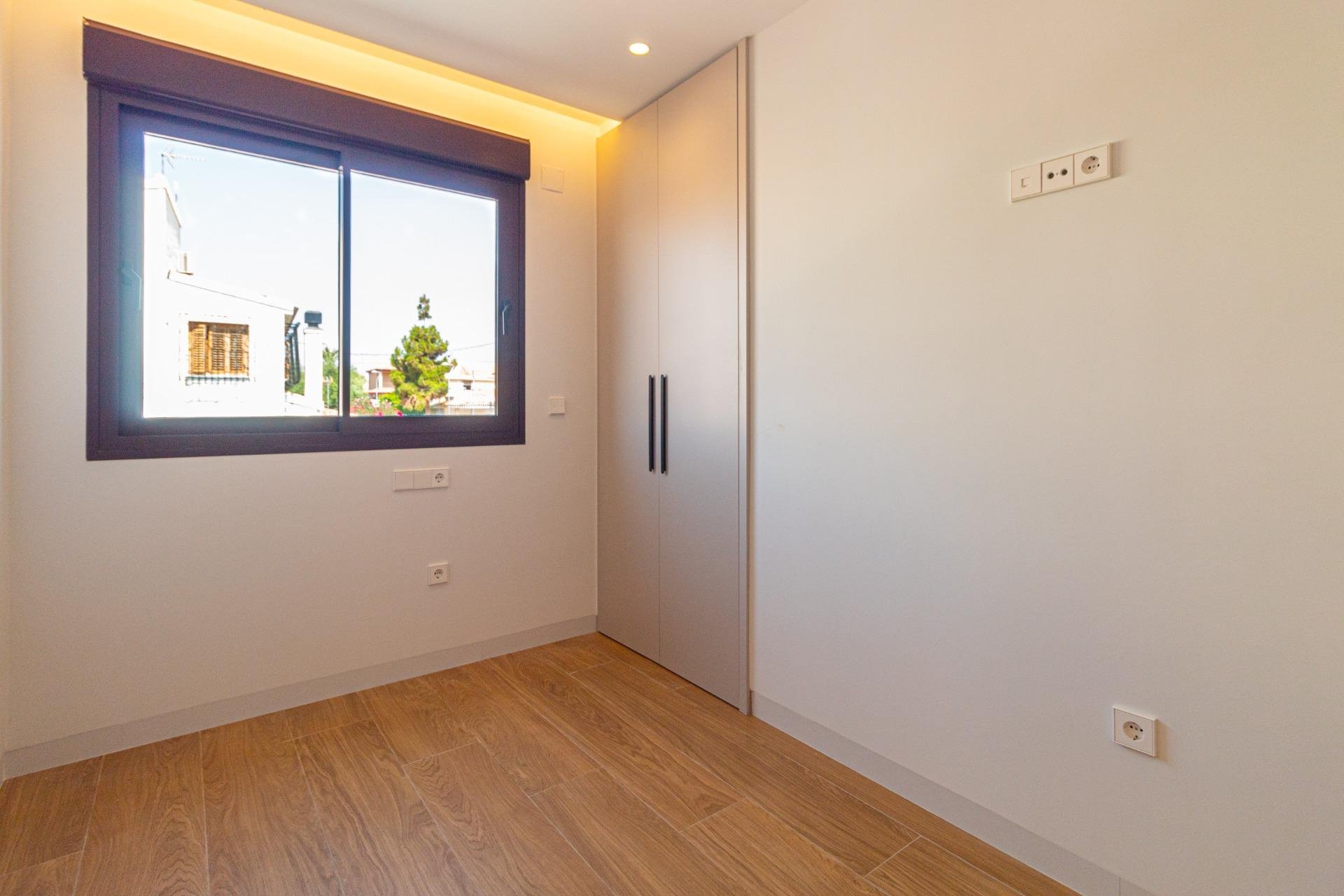 Reventa - Villa -
Santiago de la Ribera - Playa de santiago de la ribera