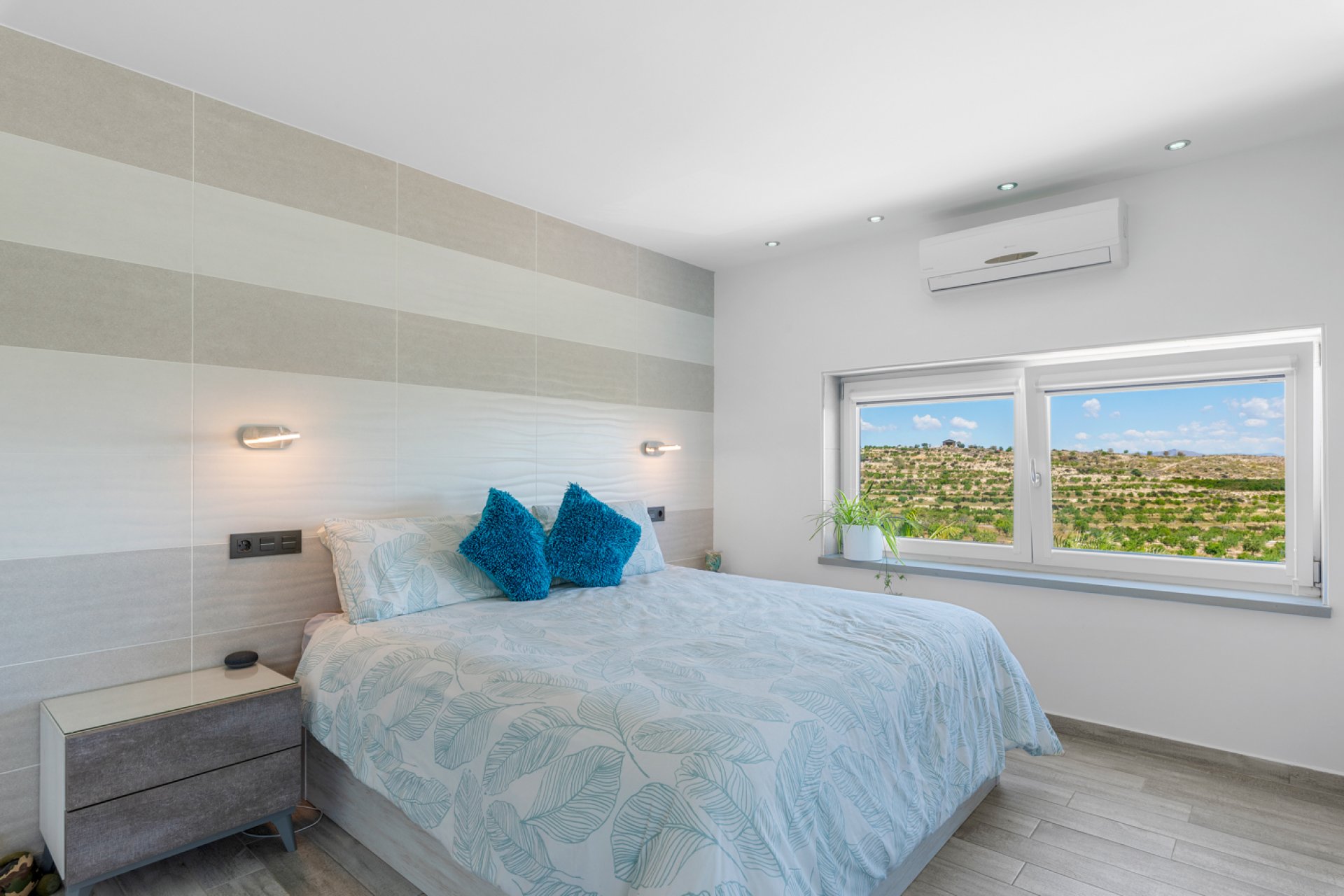 Reventa - Villa -
Torremendo