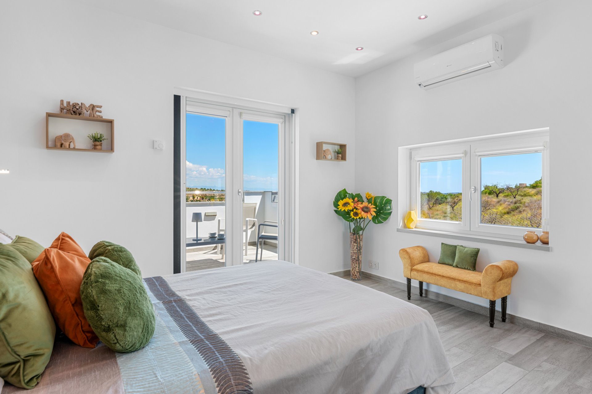 Reventa - Villa -
Torremendo