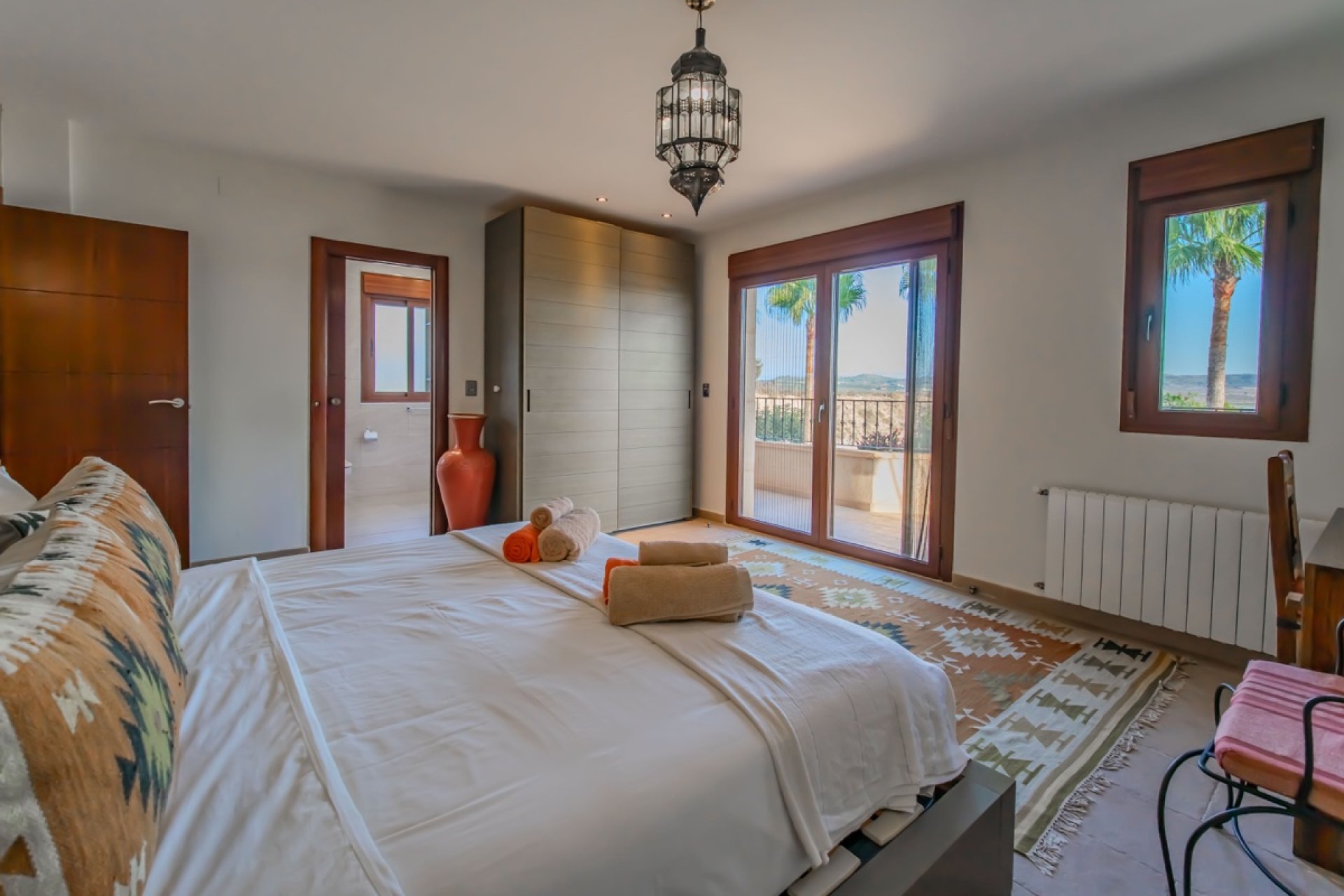 Reventa - Villa -
Torremendo
