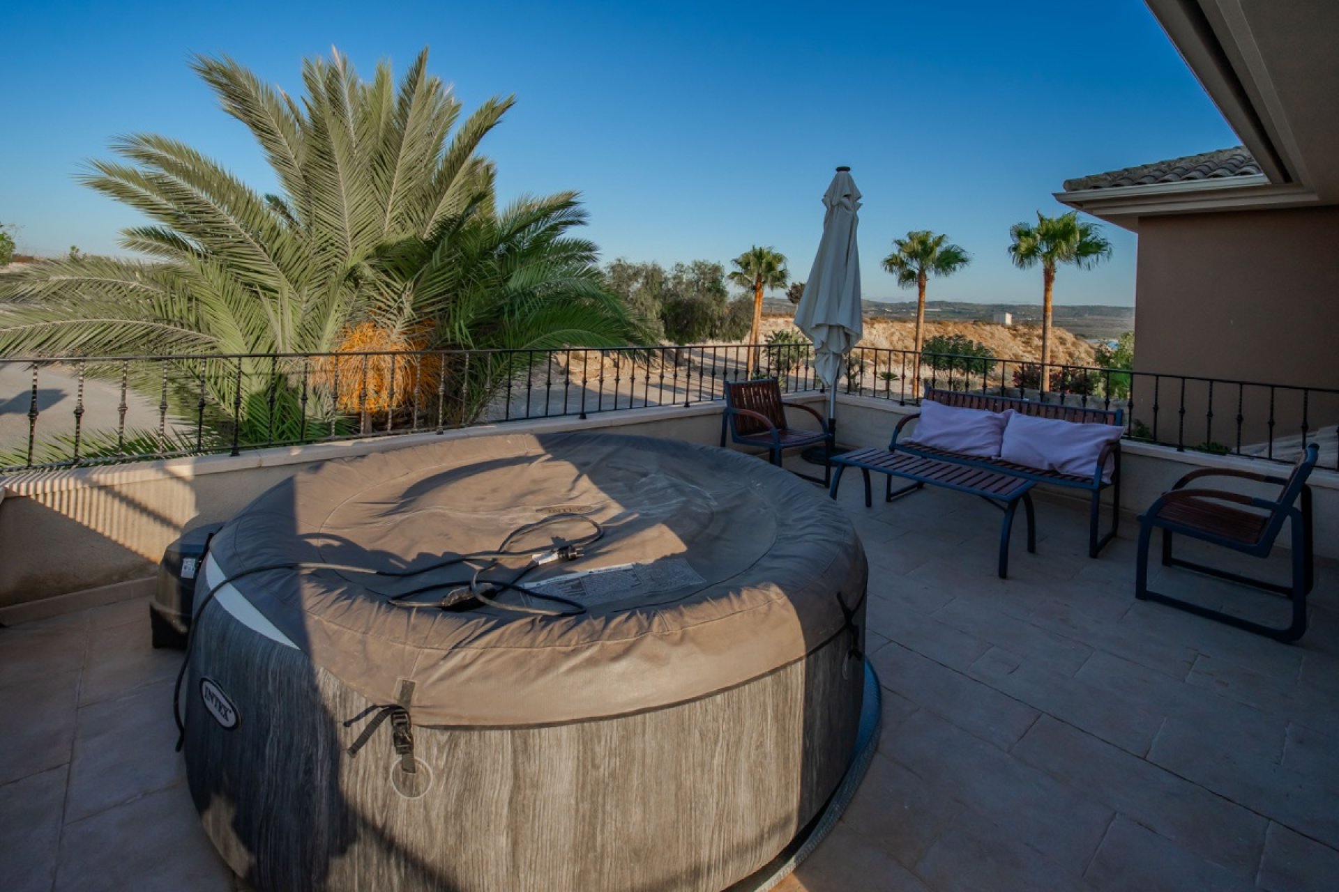 Reventa - Villa -
Torremendo