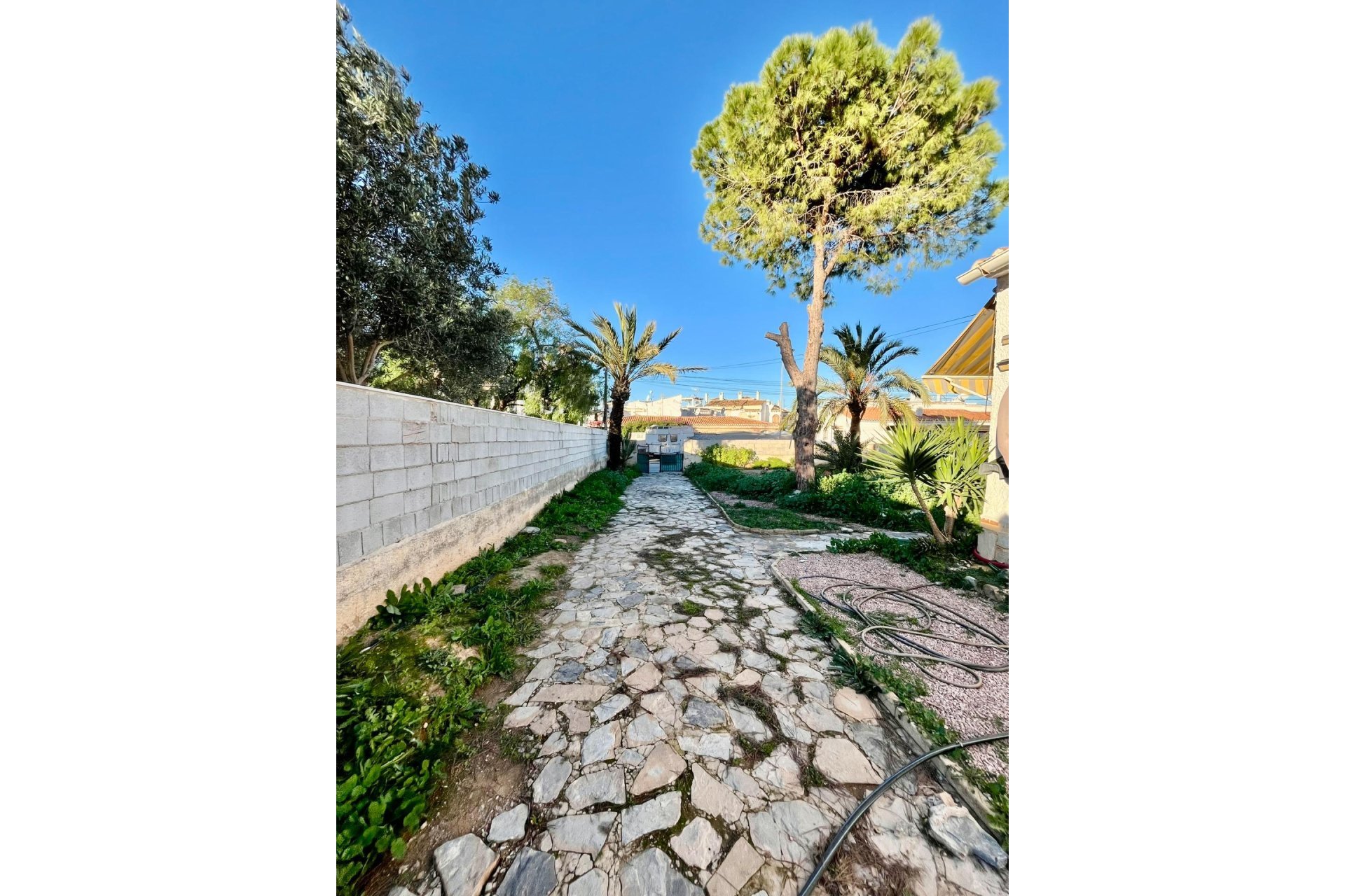 Reventa - Villa -
Torrevieja - Aguas Nuevas