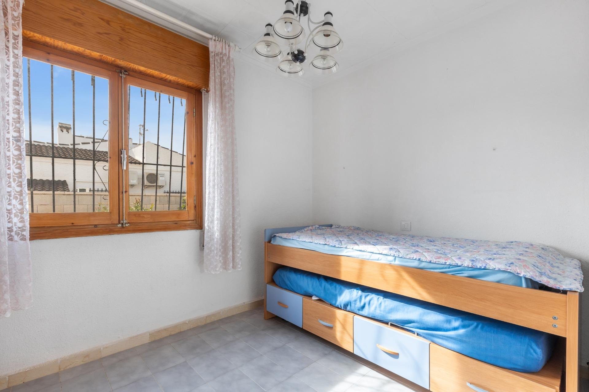 Reventa - Villa -
Torrevieja - El Chaparral