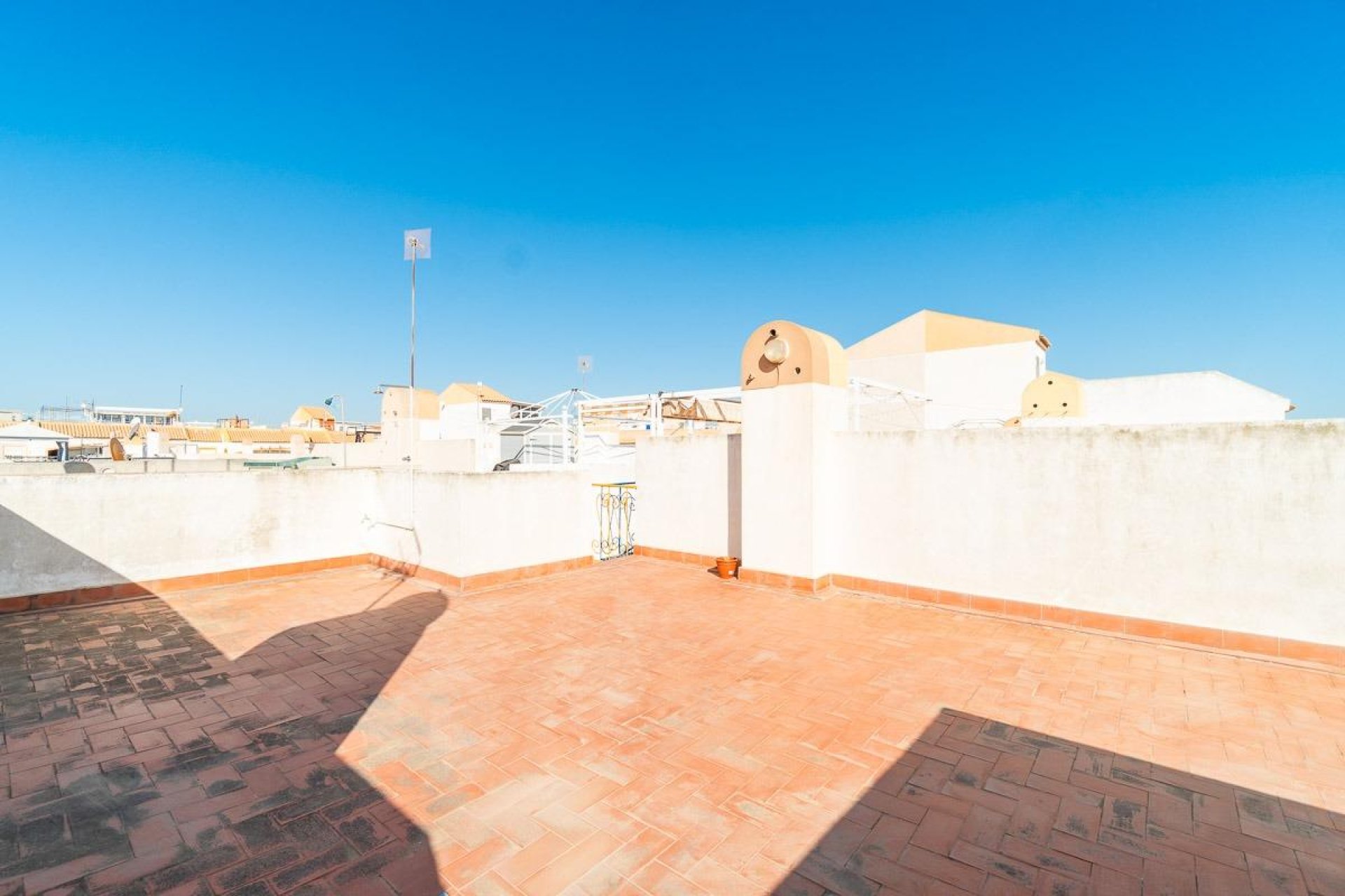 Reventa - Villa -
Torrevieja - El limonar