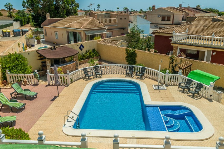 Reventa - Villa -
Torrevieja - La Siesta