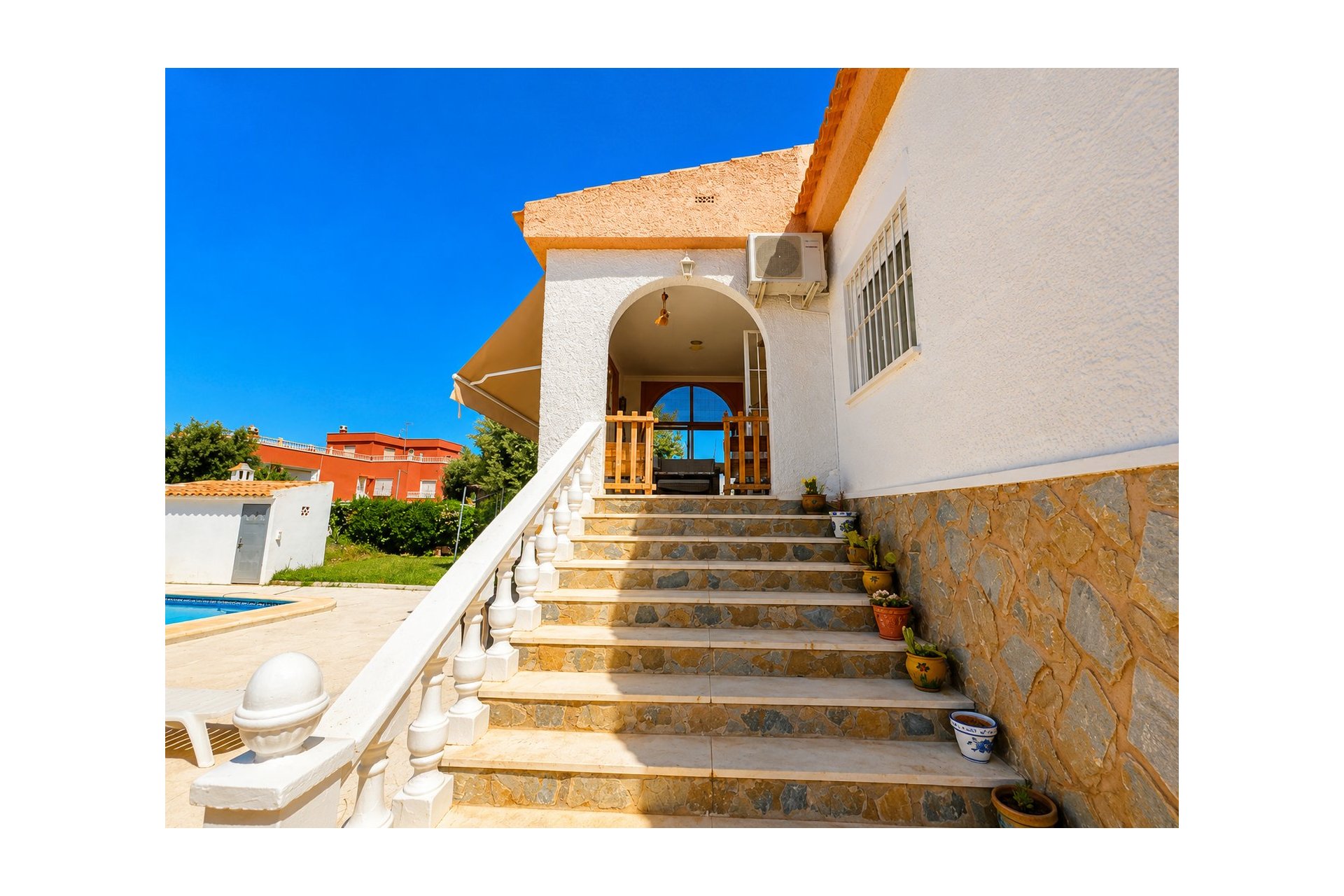 Reventa - Villa -
Torrevieja - La siesta