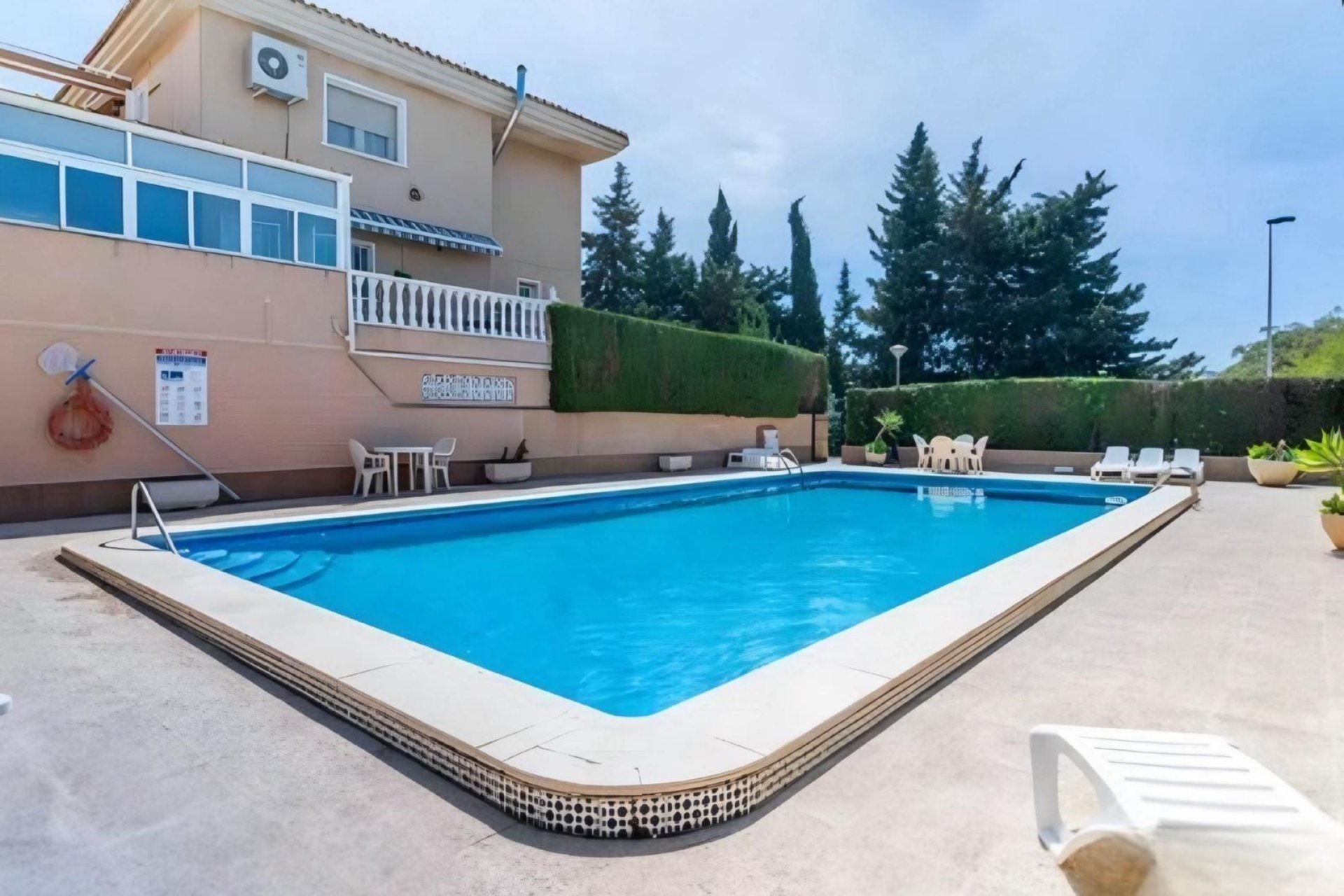 Reventa - Villa -
Torrevieja - Los Altos