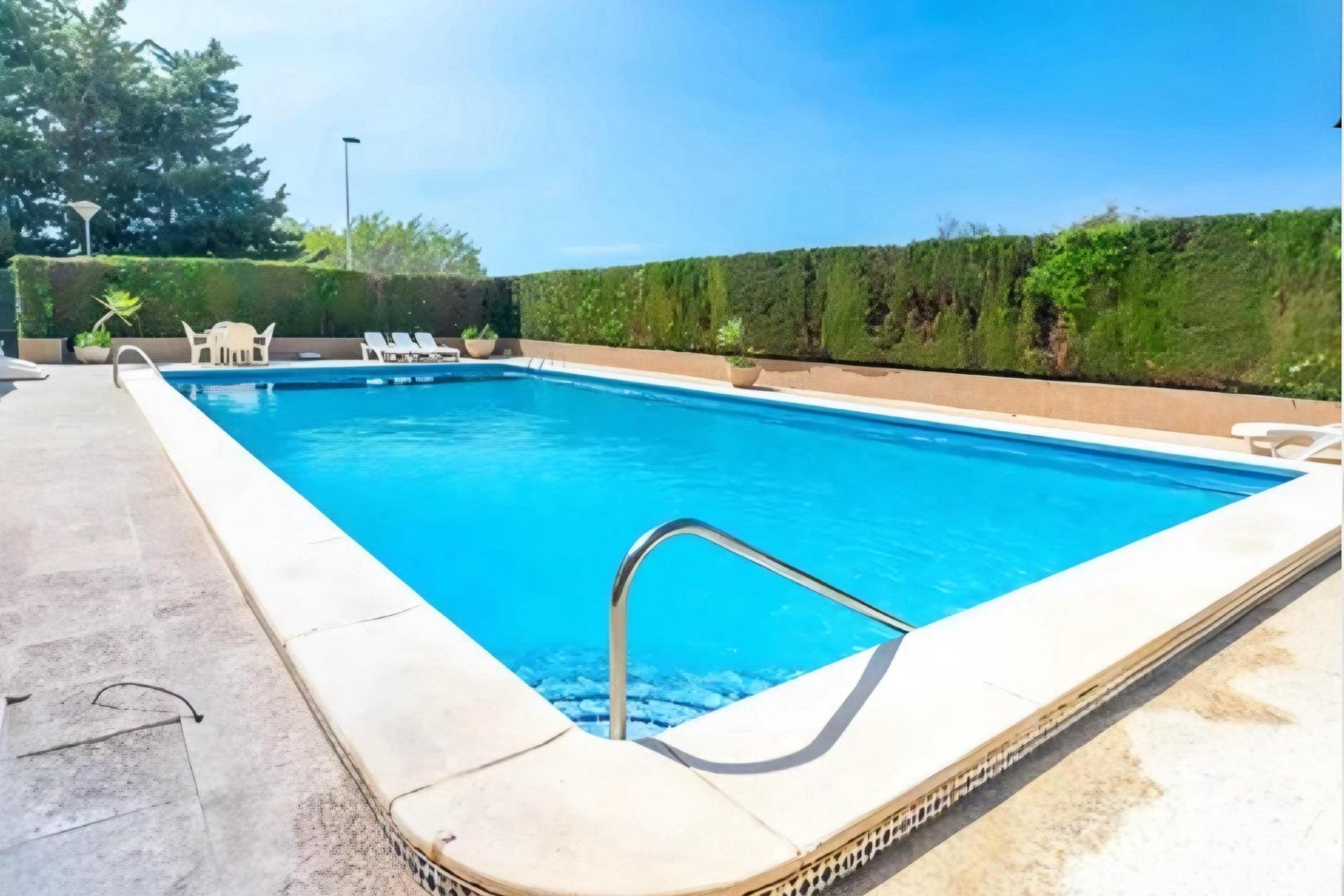 Reventa - Villa -
Torrevieja - Los Altos