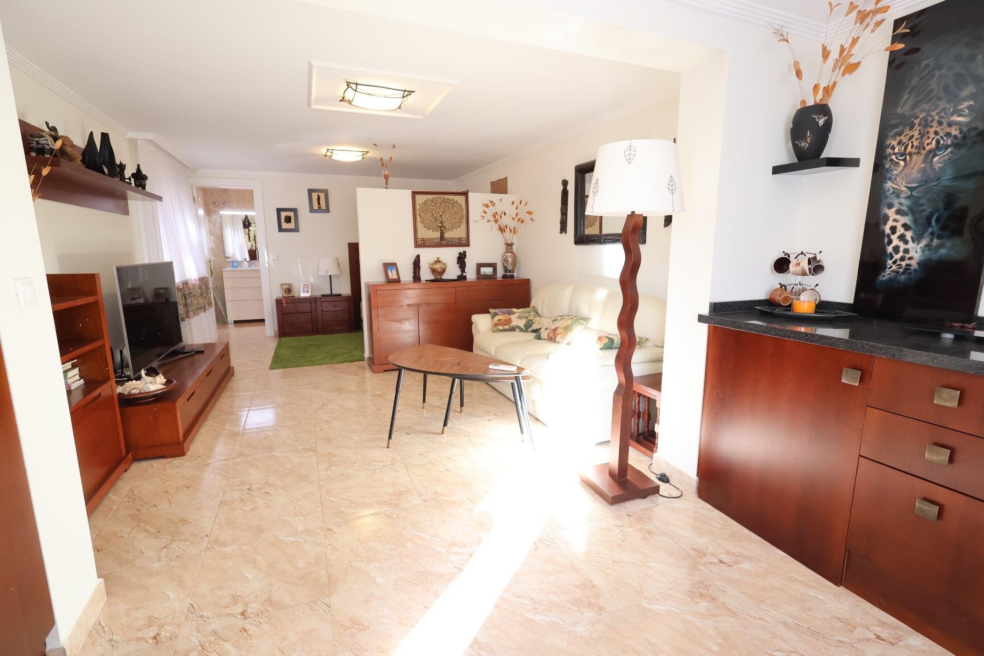 Reventa - Villa -
Torrevieja - Los Balcones