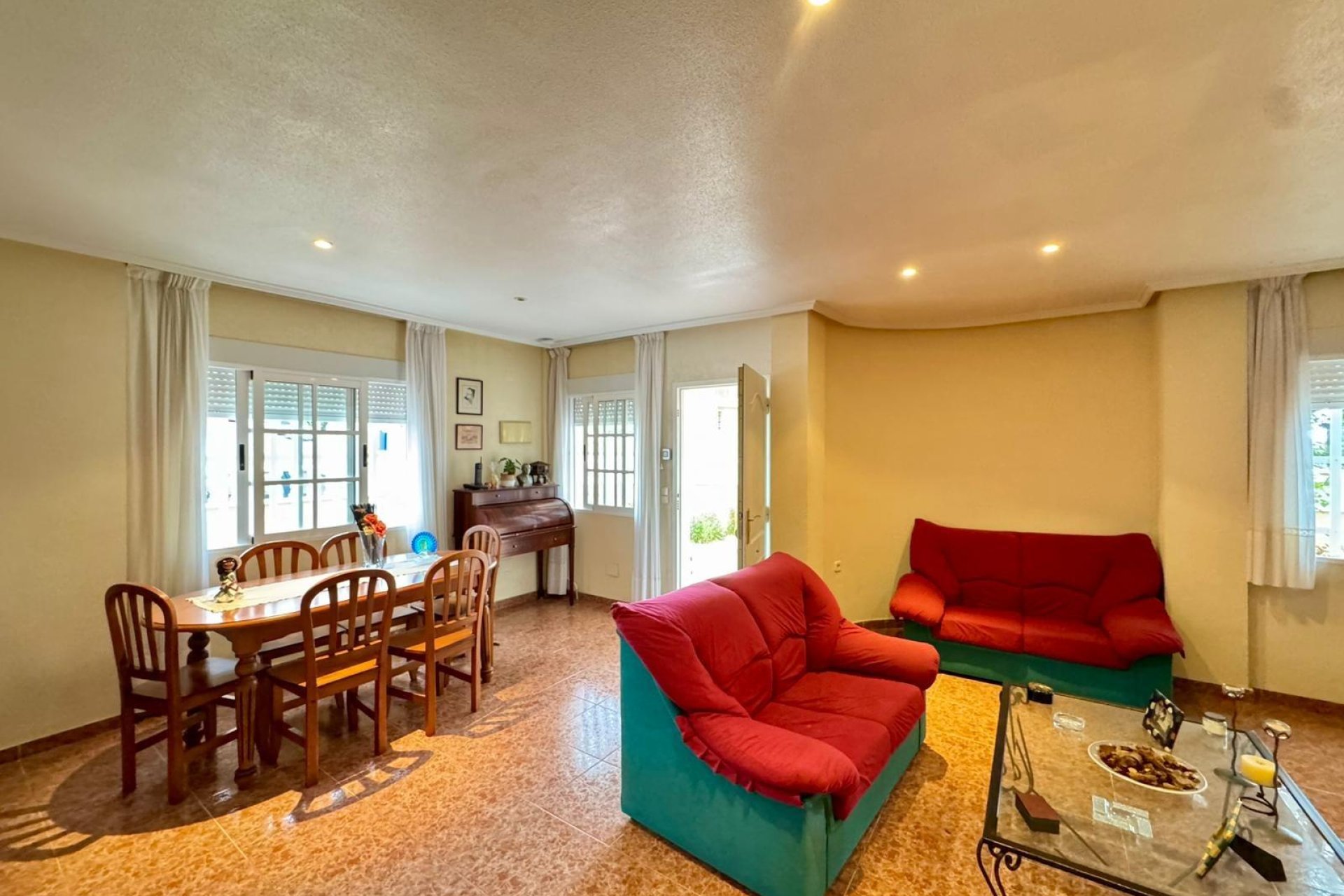 Reventa - Villa -
Torrevieja - Los Balcones