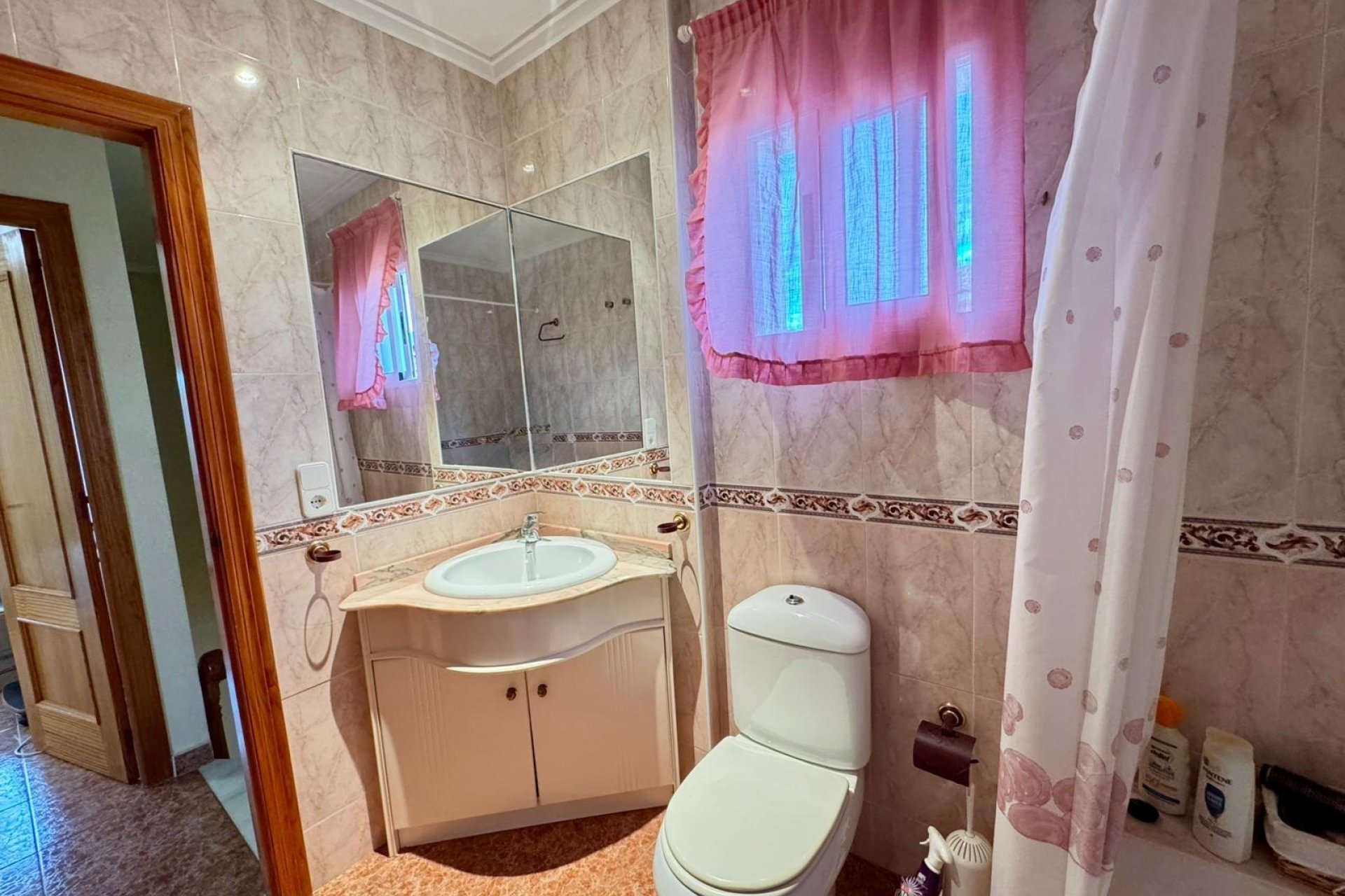 Reventa - Villa -
Torrevieja - Los Balcones