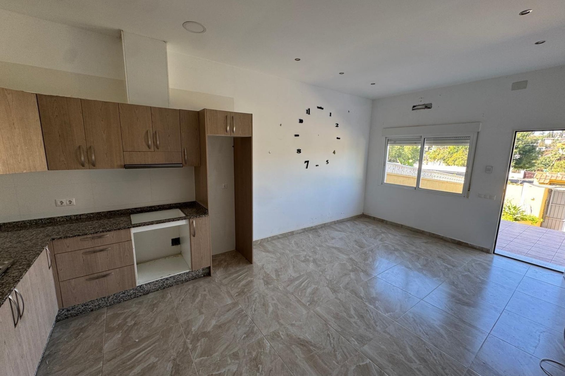 Reventa - Villa -
Torrevieja - Los Balcones