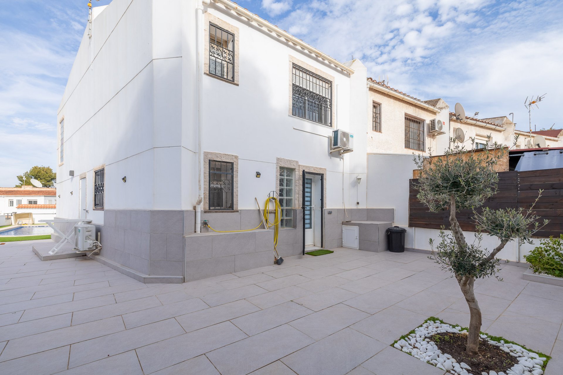 Reventa - Villa -
Torrevieja - Los Balcones