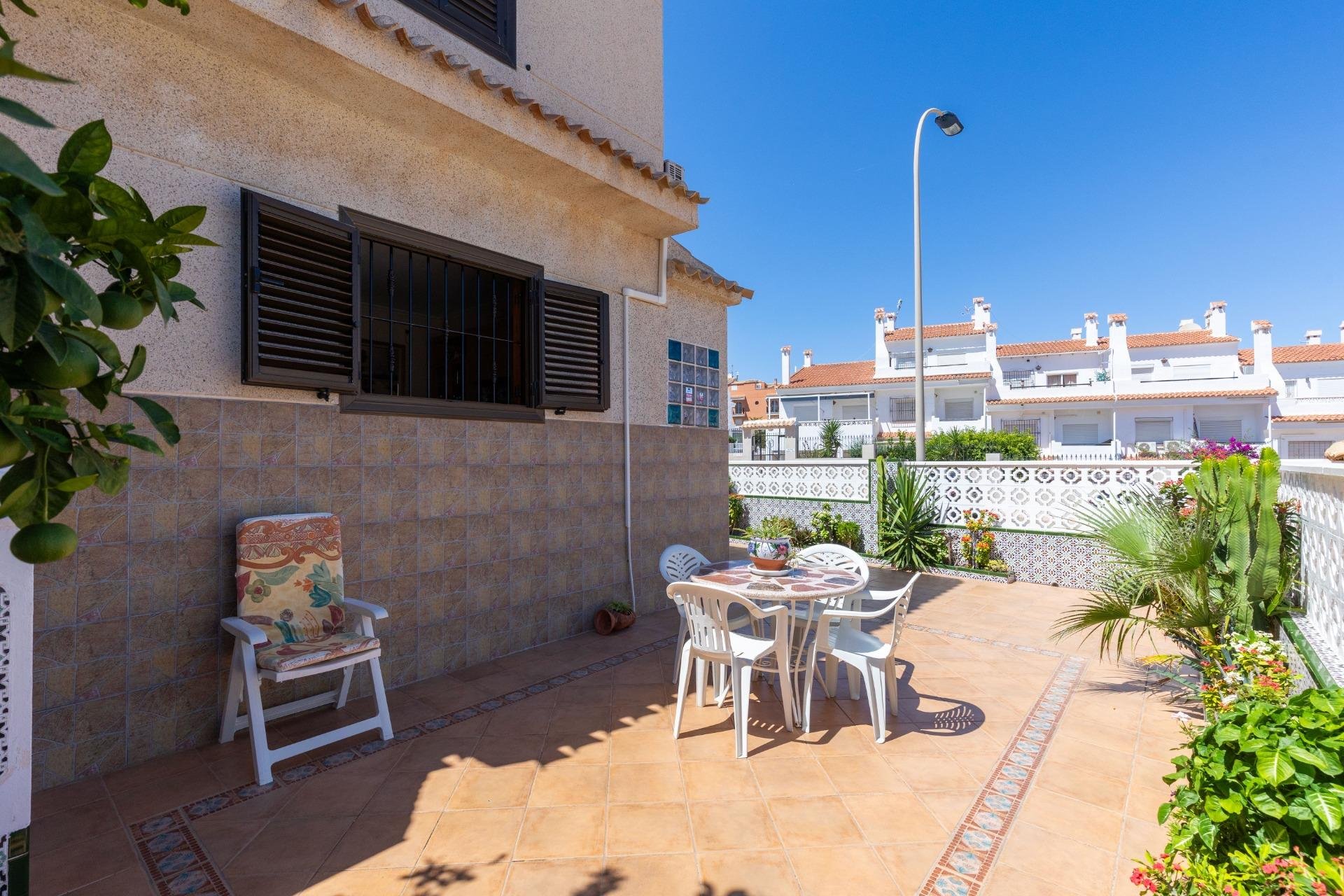 Reventa - Villa -
Torrevieja - Torreblanca