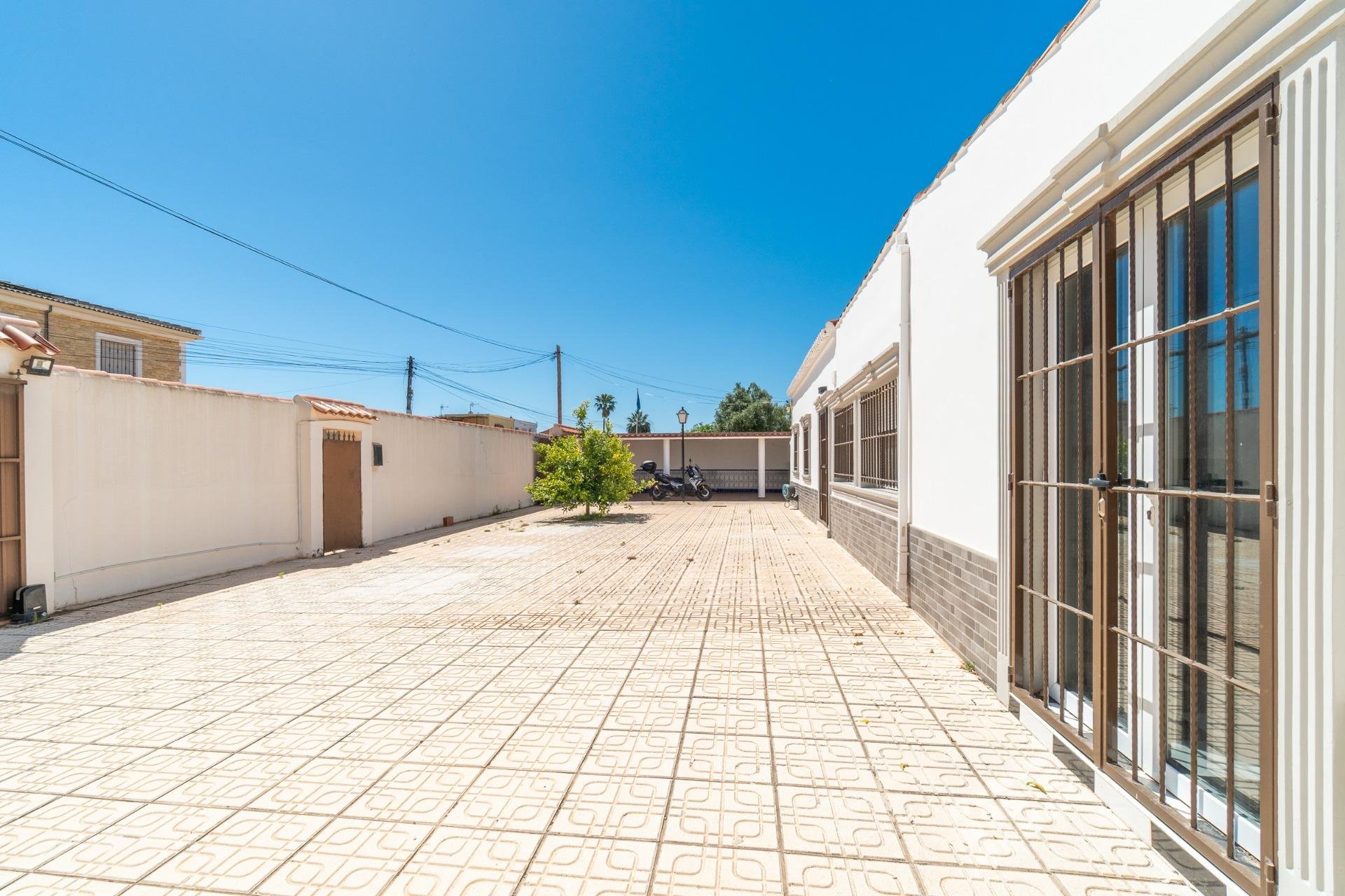 Reventa - Villa -
Torrevieja - Torreta florida