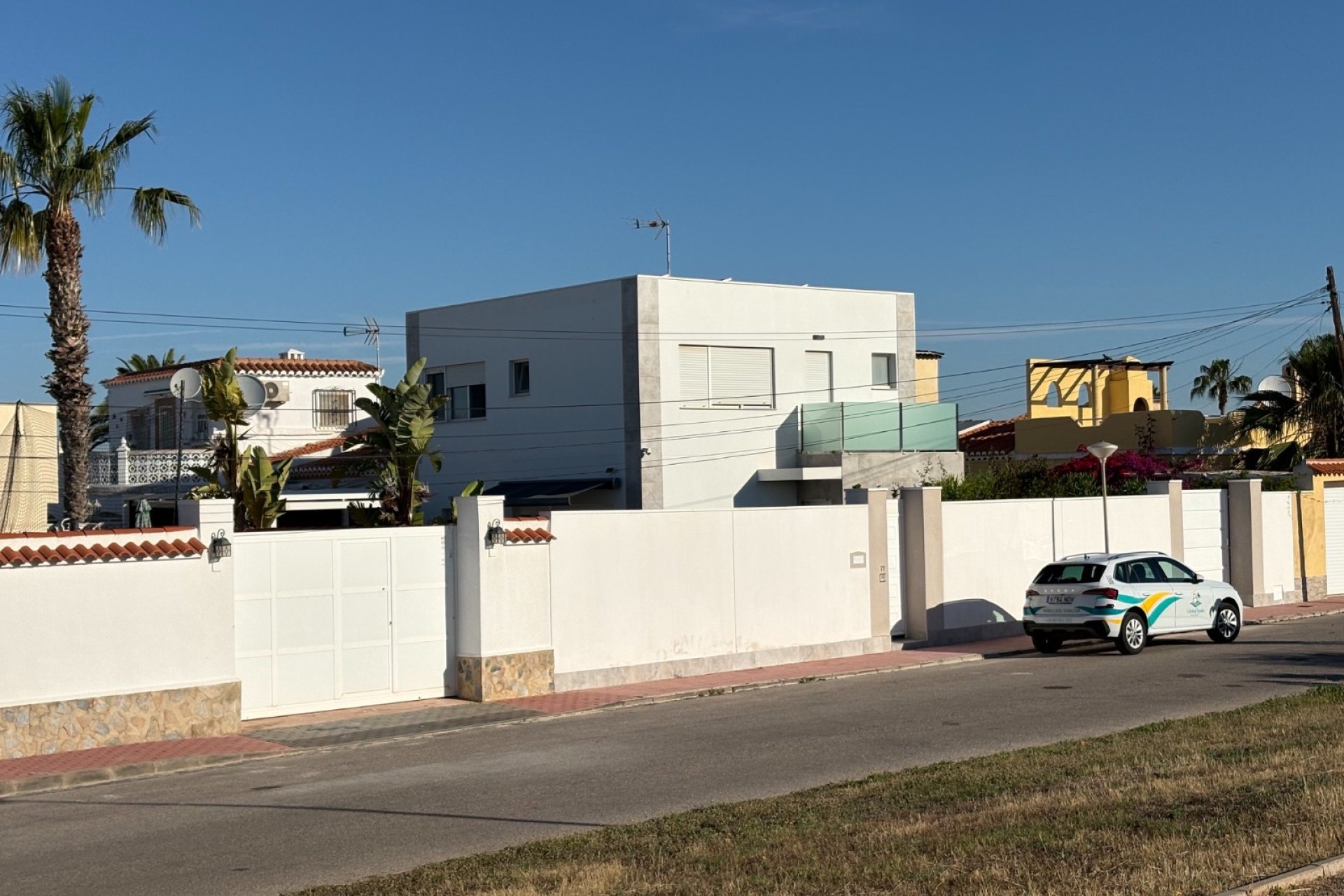 Reventa - Villa -
Torrevieja - Torreta - Florida