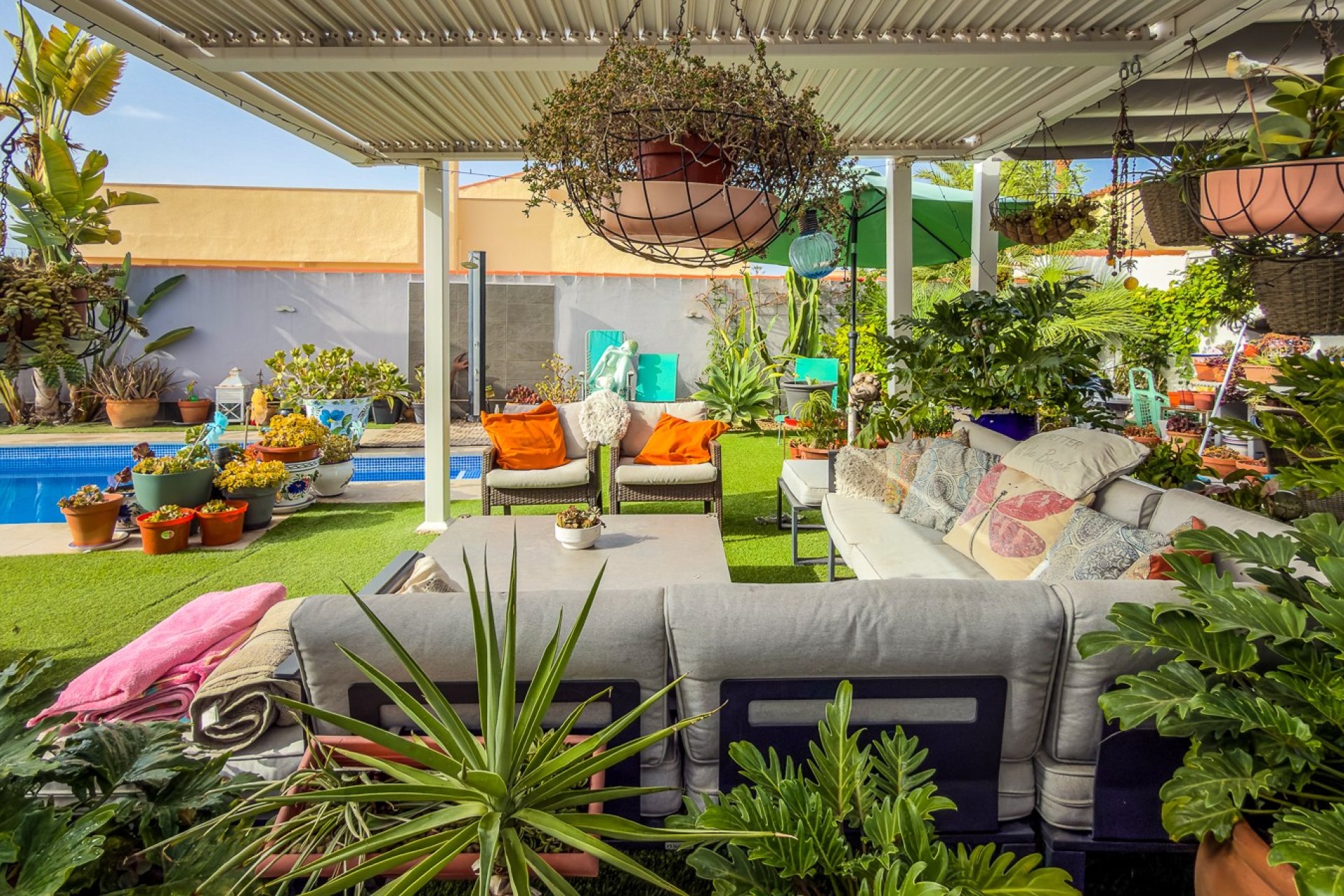 Reventa - Villa -
Torrevieja - Torreta - Florida