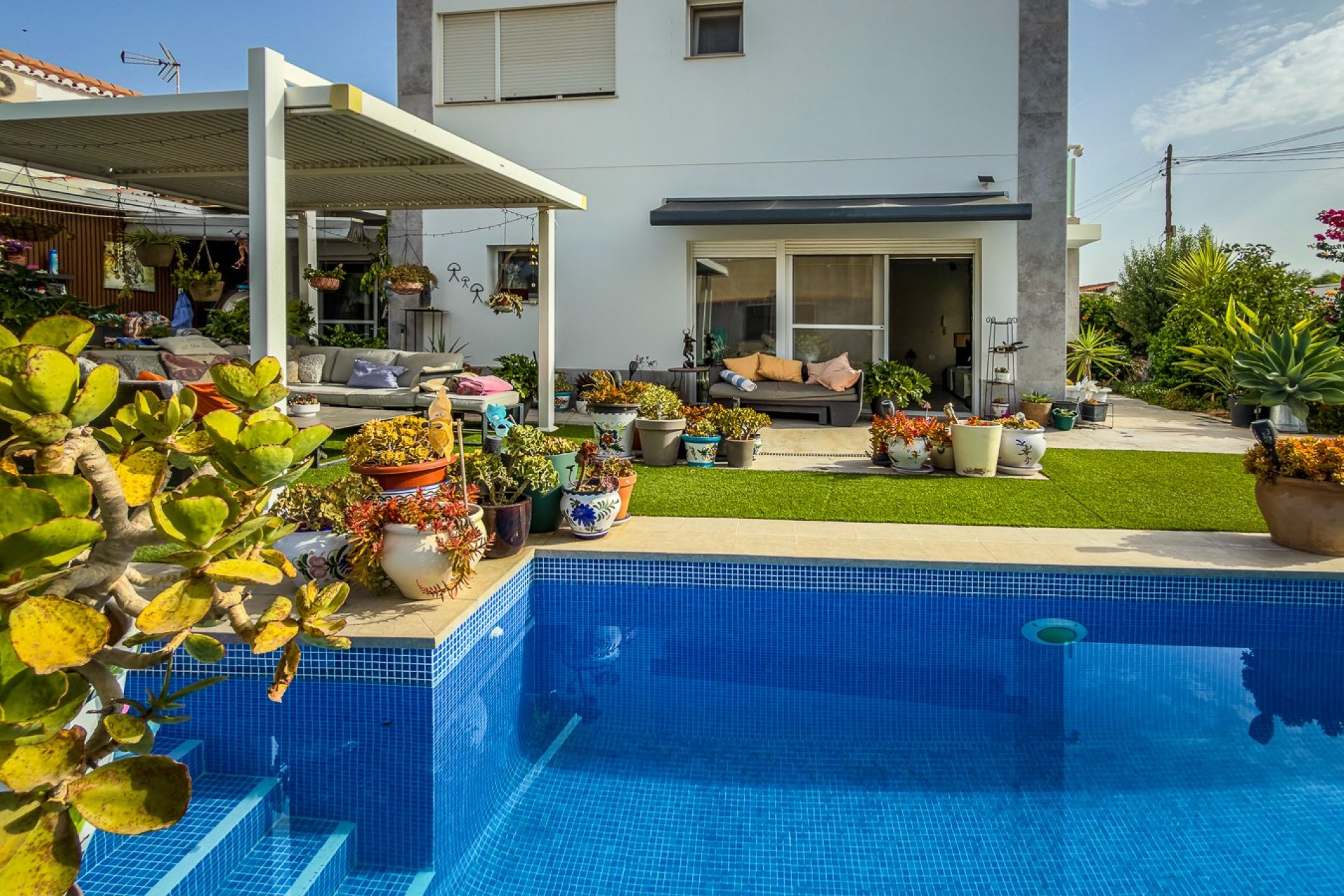Reventa - Villa -
Torrevieja - Torreta - Florida