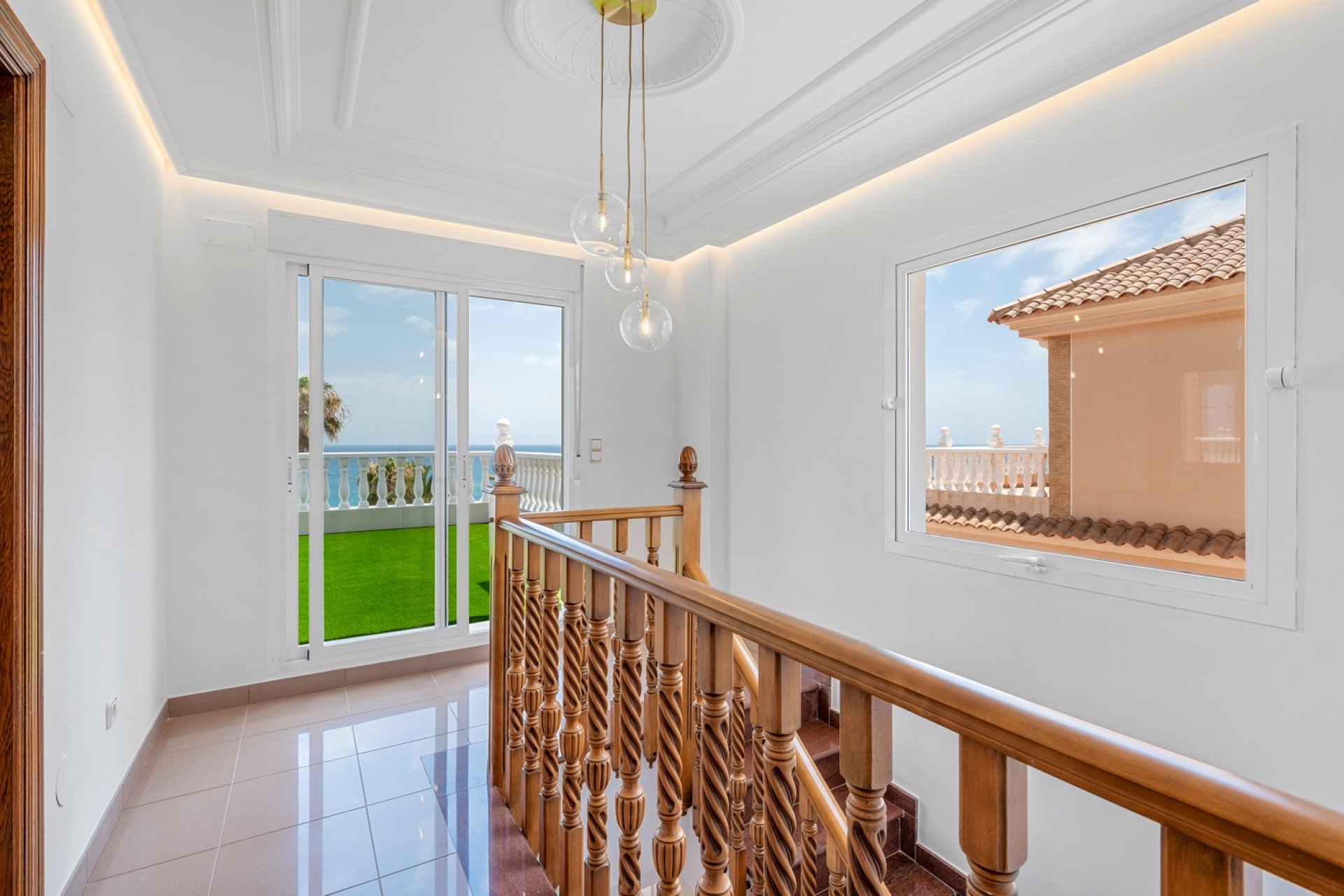 Reventa - Villa -
Torrevieja