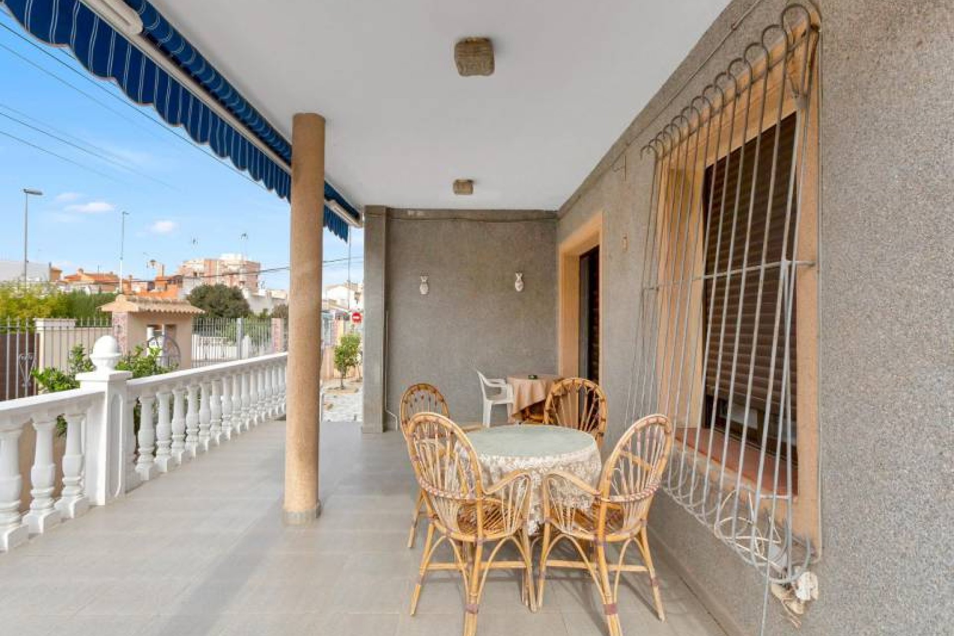 Reventa - Villa -
Torrevieja