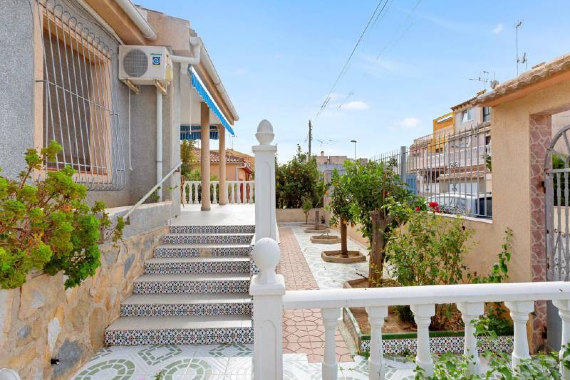 Reventa - Villa -
Torrevieja