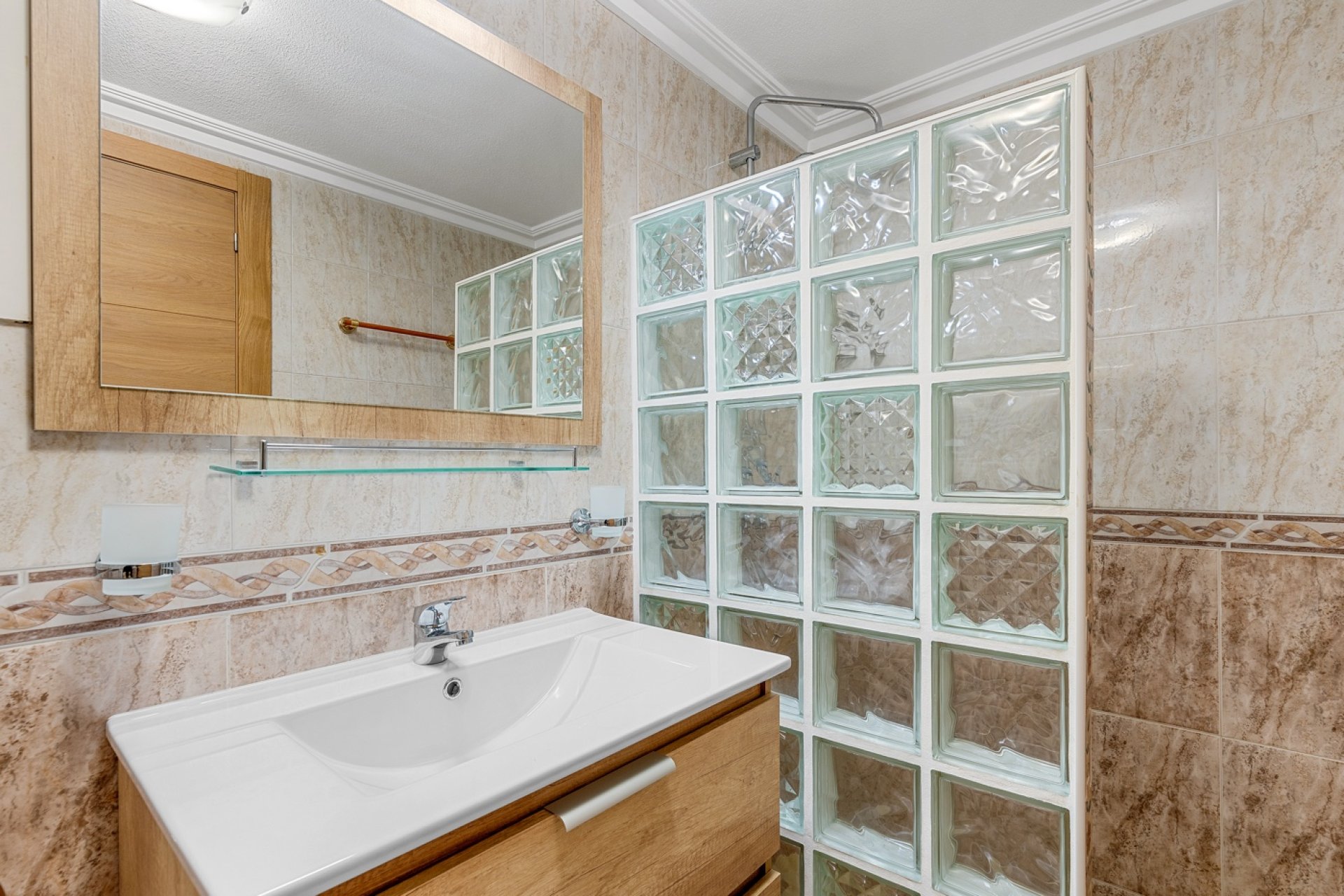 Reventa - Villa -
Torrevieja