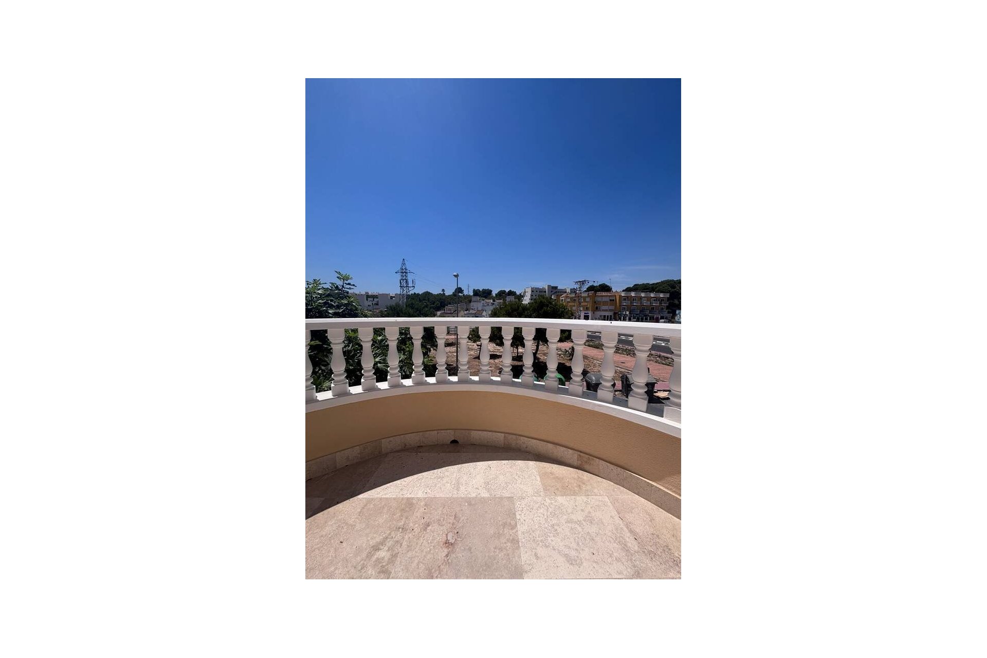 Reventa - Villa -
Villamartin - Blue Lagoon