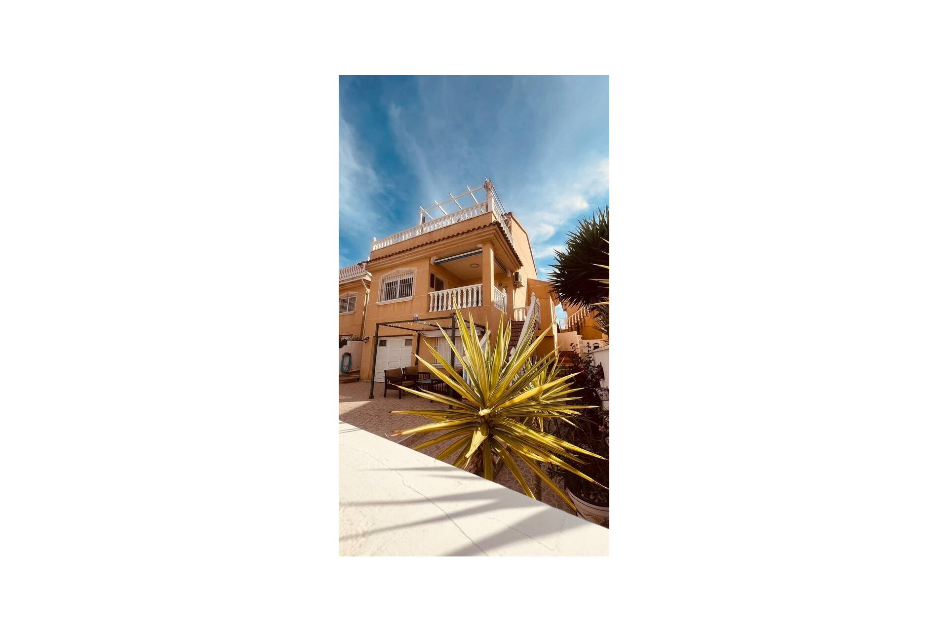 Reventa - Villa -
Villamartin - Costa Blanca