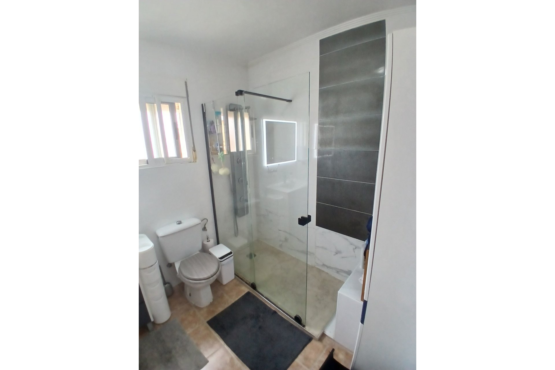 Reventa - Villa -
Villamartin - Costa Blanca