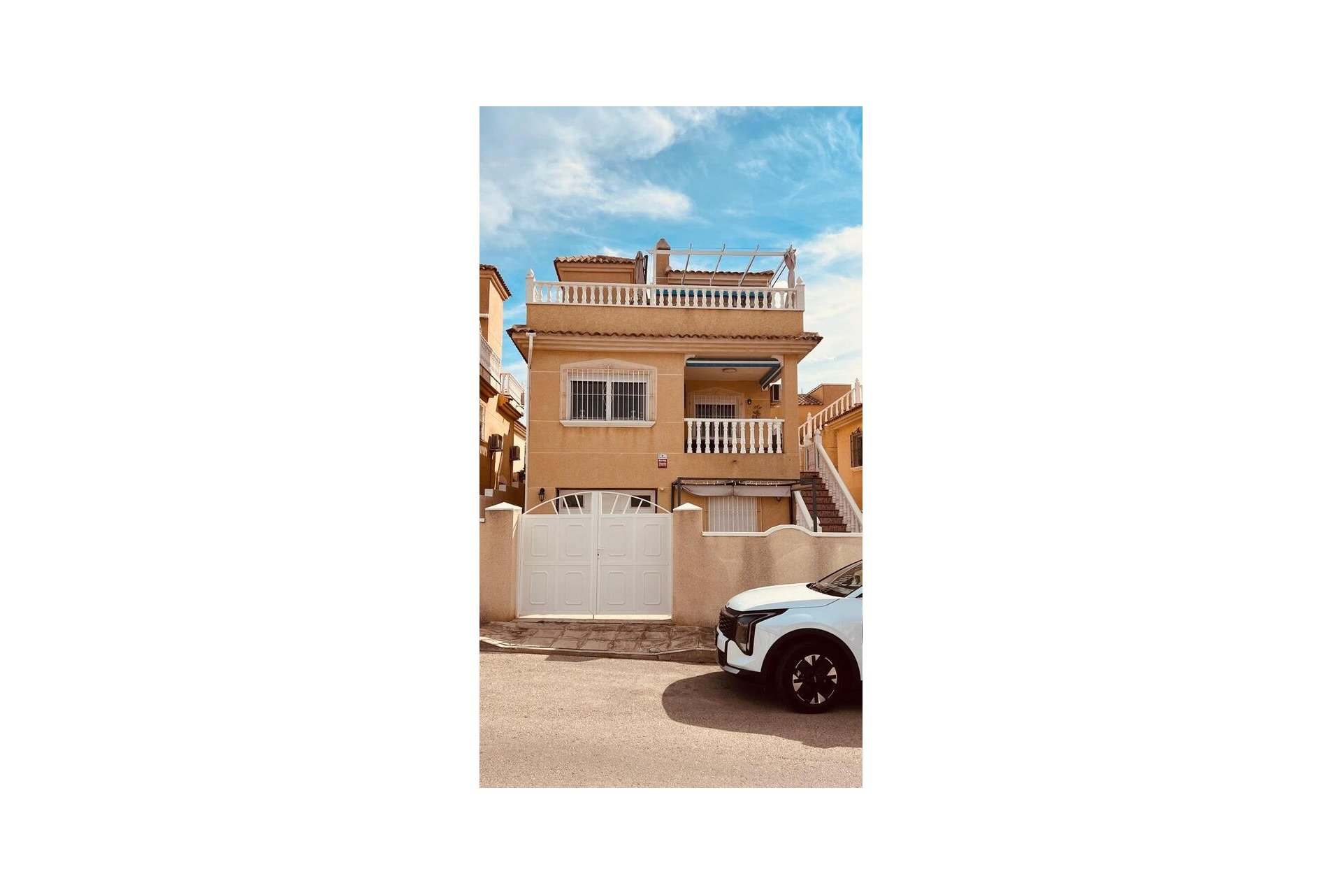 Reventa - Villa -
Villamartin - Costa Blanca